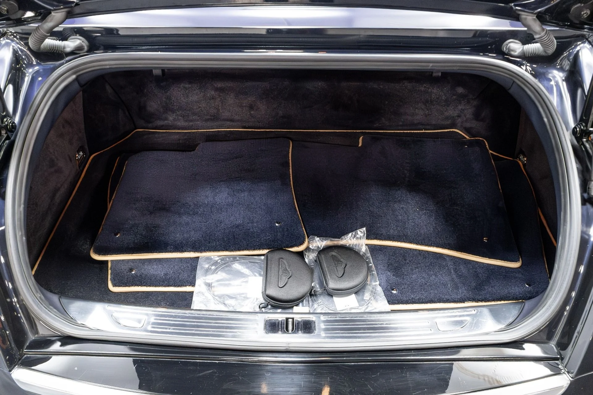 mph056_1043821529_Used_2017_Bentley_Mulsanne_1775514187_514139113e