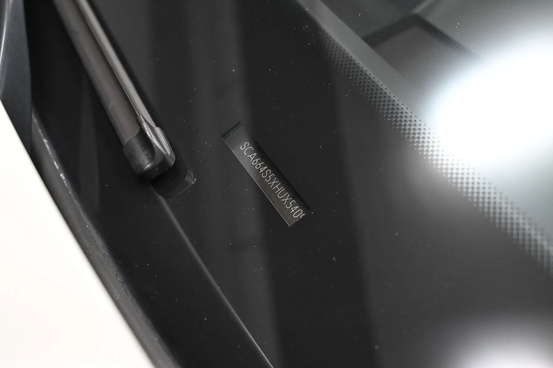 mph056_1052428196_Used_2017_Rolls_Royce_Ghost_1749695060_b5f5021cc0