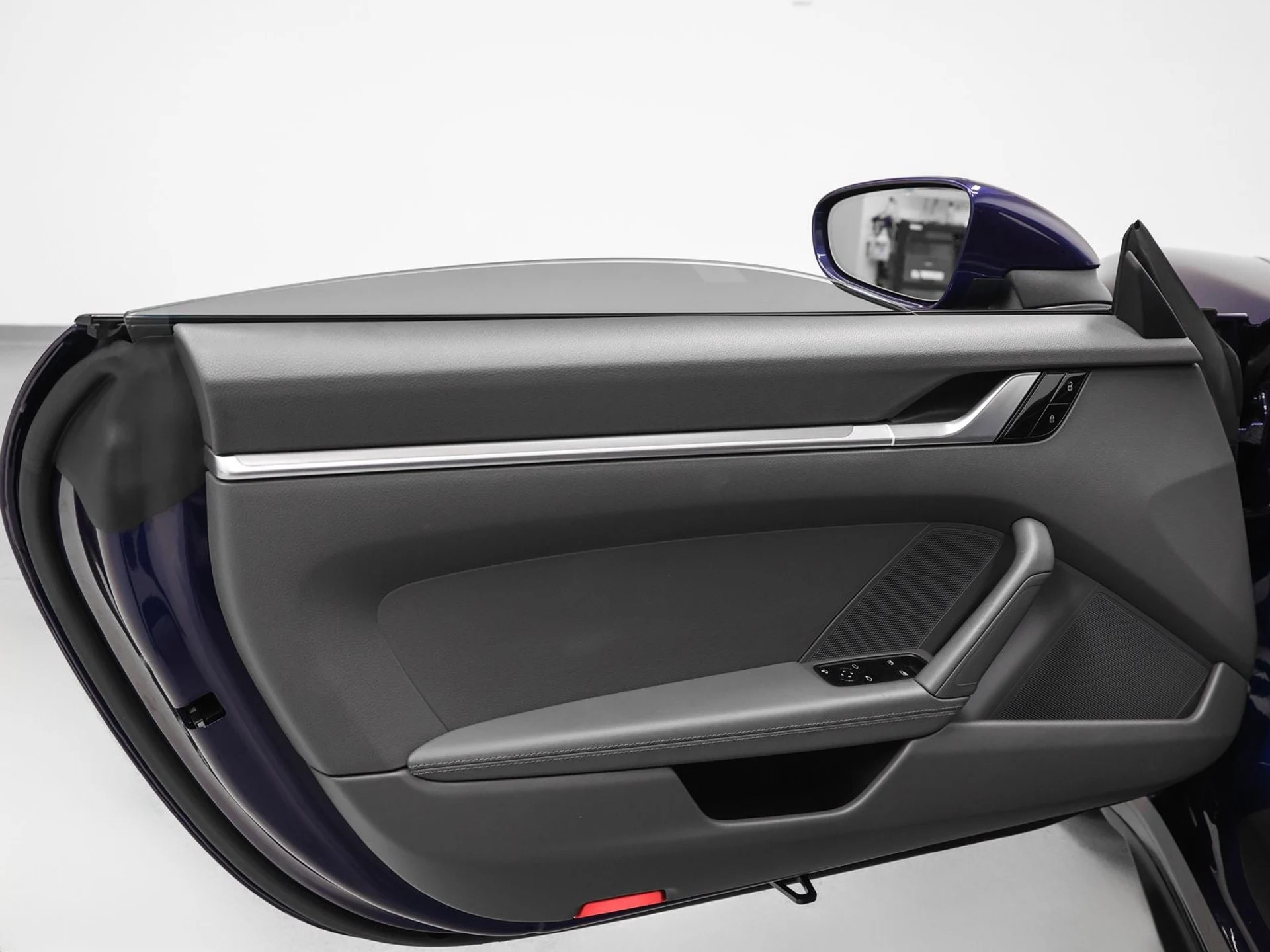 mph056_1061046266_57_443ac95ce2