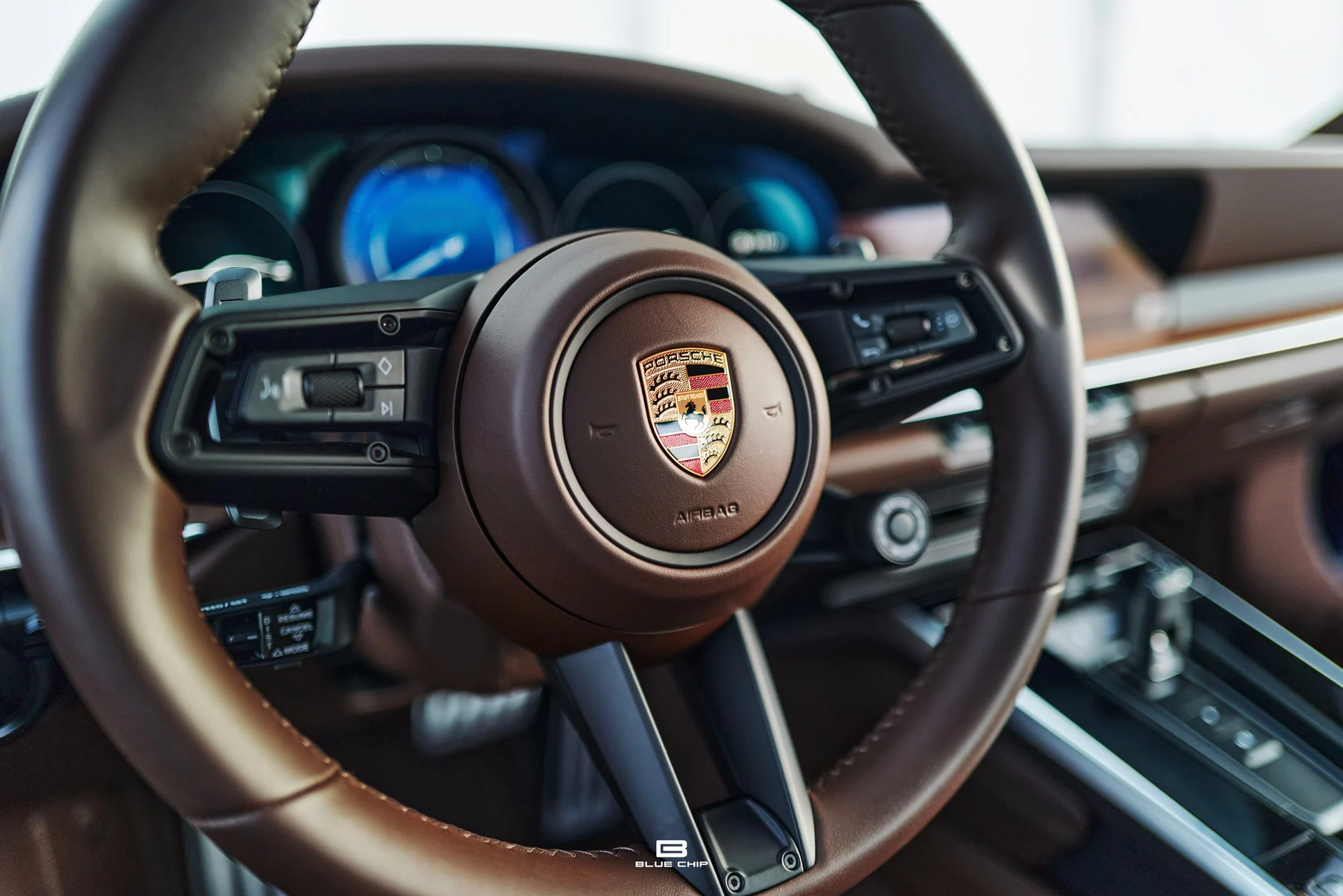 mph056_1062425385_69b06dad98867fc3e5846345_L1190120_3e4eac42f9