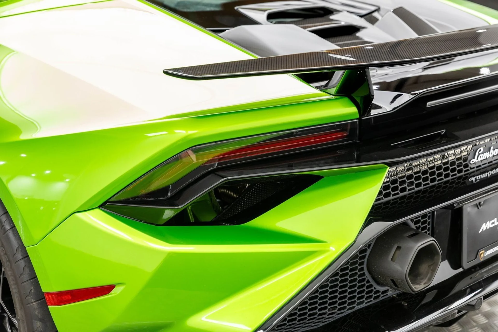 mph056_112433738_57_74040433dd