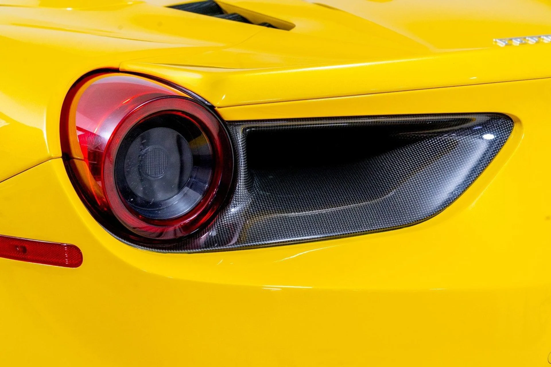 mph056_1193090523_5a16364afa424299a4520f2696f1604c_9ce18387eb