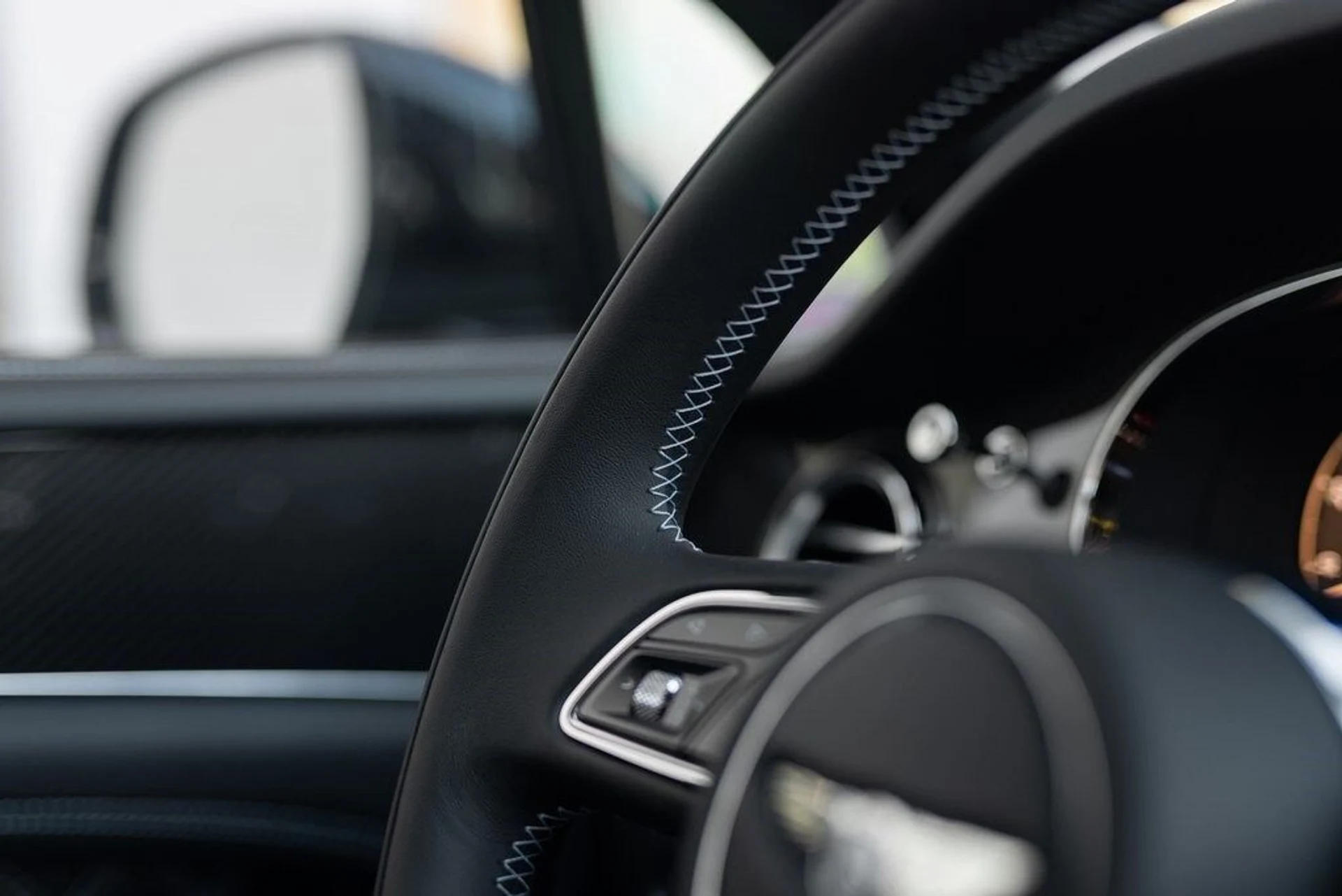 mph056_1203971072_5ed90baf69eb6030e95f9292151119adx_38a1775c4a