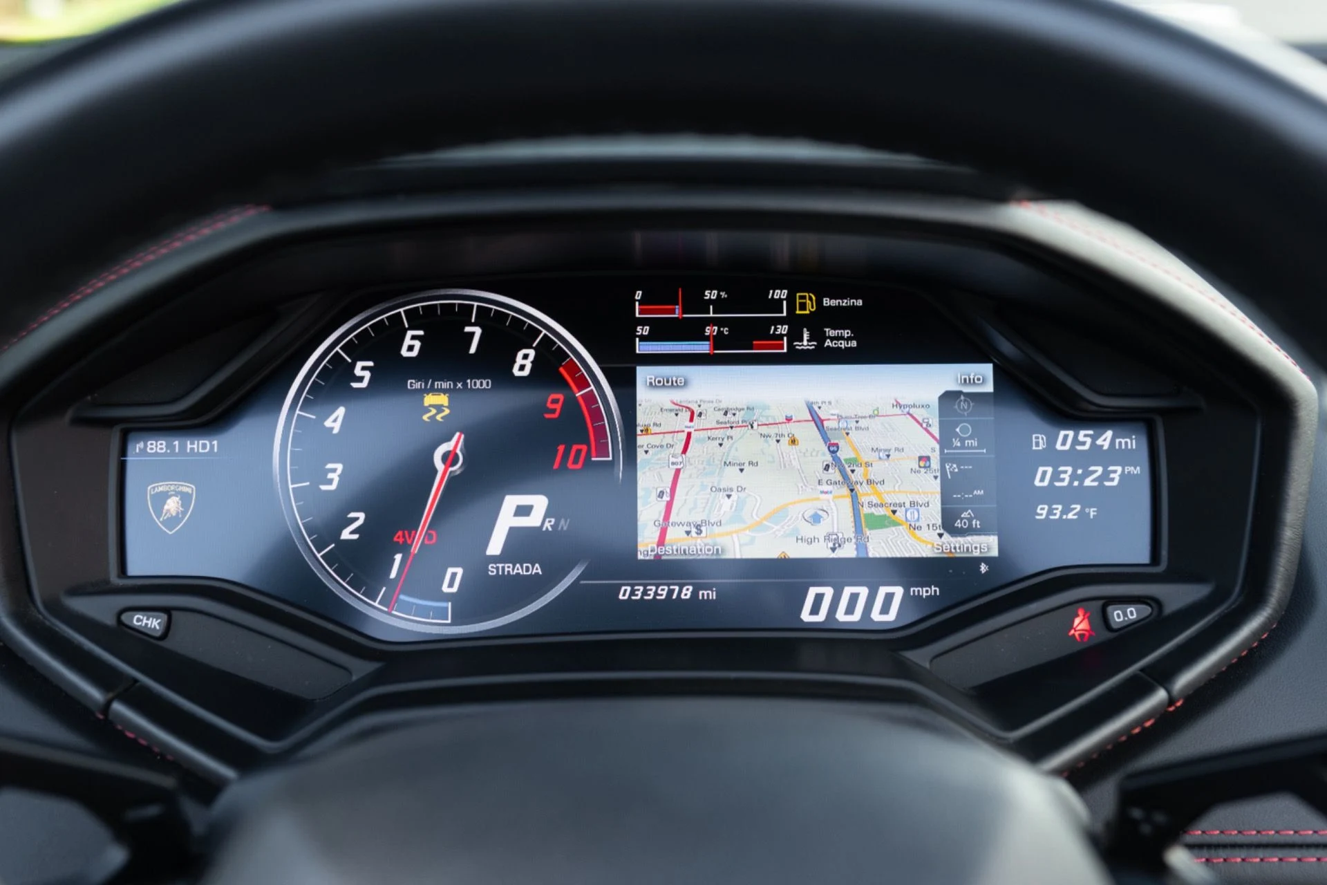 mph056_1209855706_Used_2017_Lamborghini_Huracan_LP_610_4_Spyder_1774364077_b675883909