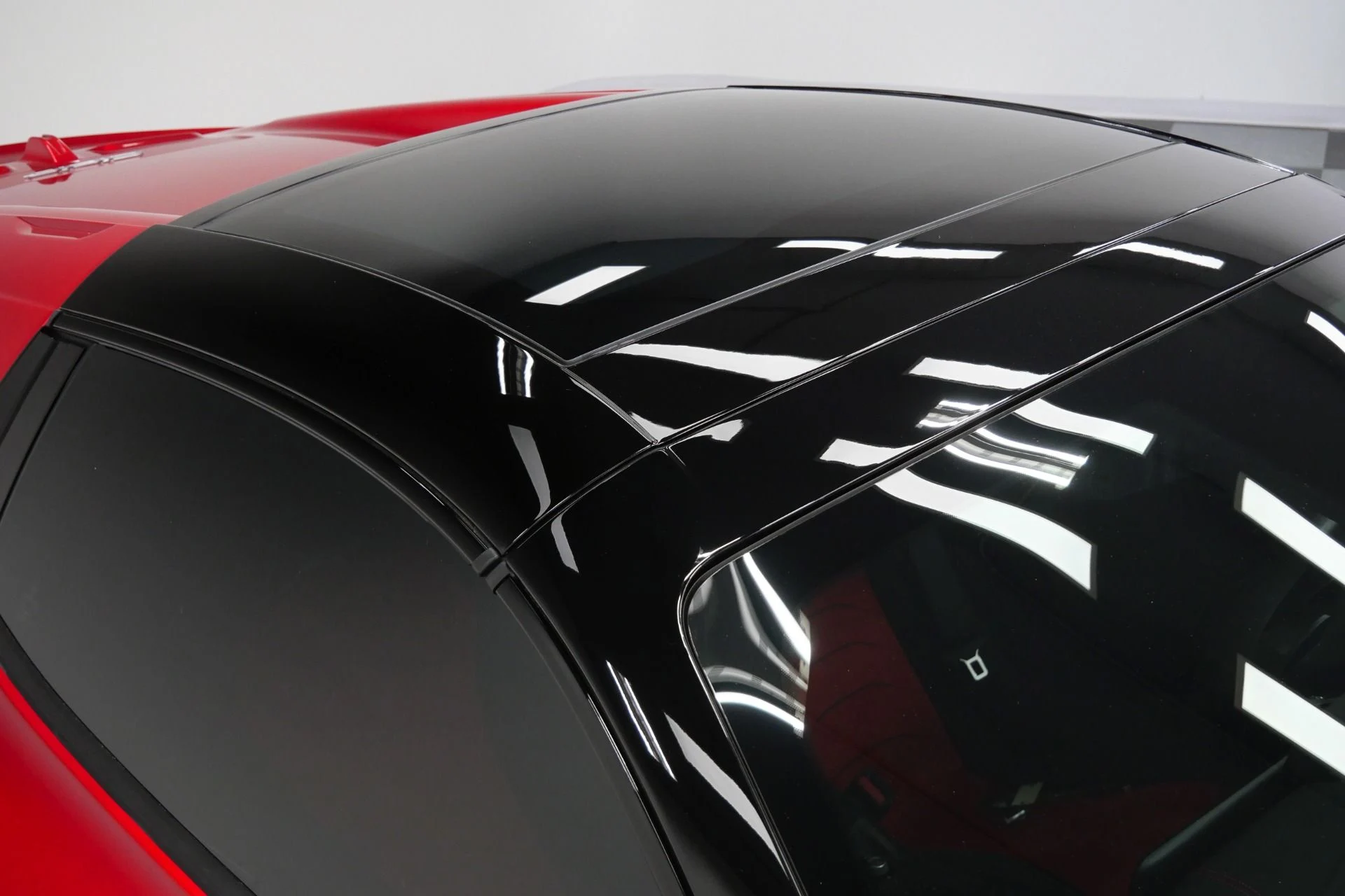 mph056_1213159123_Used_2023_Maserati_MC_20_Cielo_1598_Miles_Carbon_Ceramic_Brakes_Interior_Exterior_Carbon_Packages_1776351589_ebf5d18061