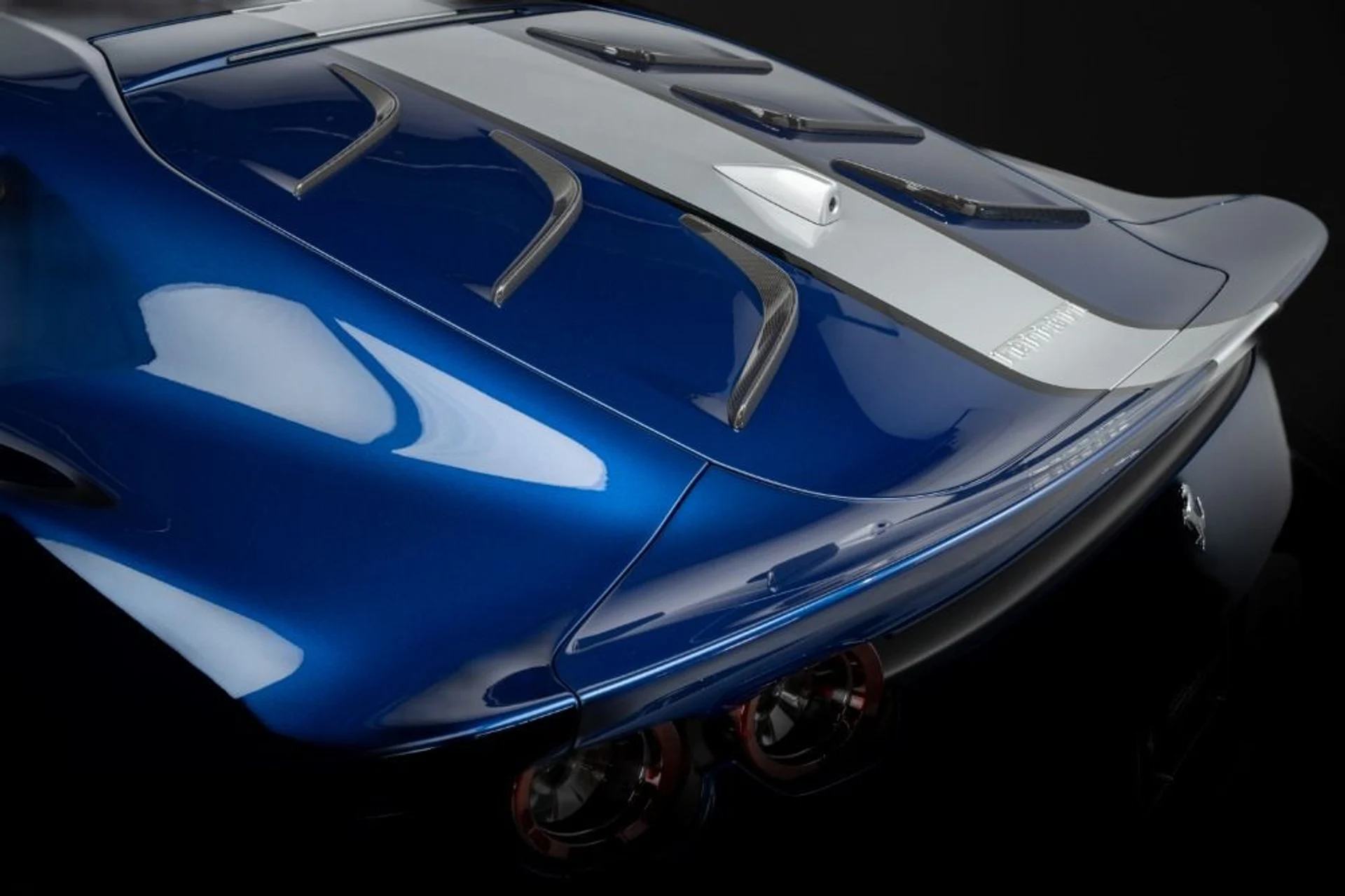 mph056_12205781_Used_2022_Ferrari_812_Competizione_f751967ed9