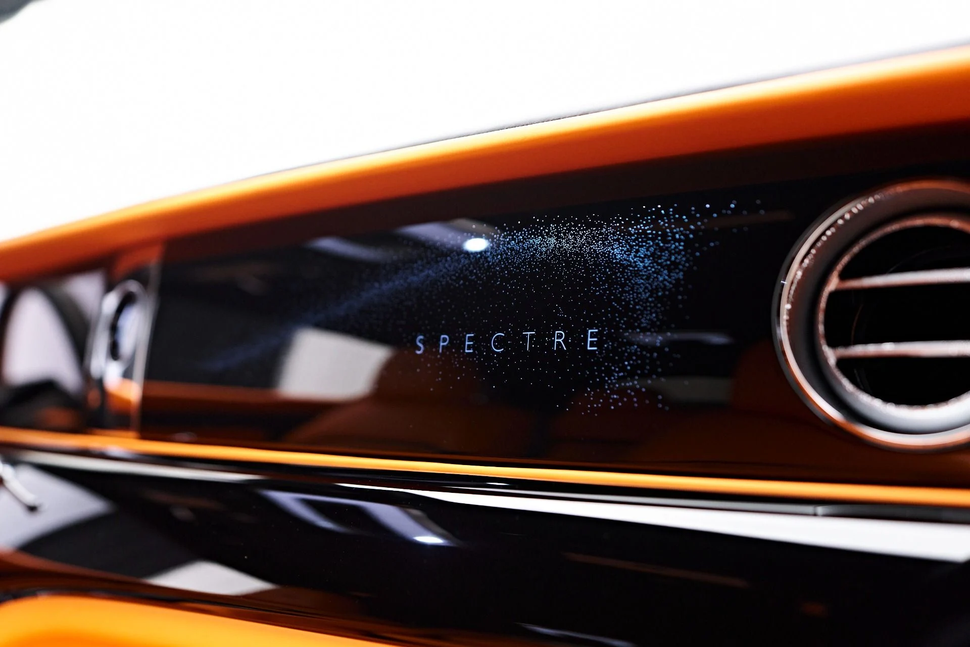 mph056_122232102_Used_2025_Rolls_Royce_Spectre_Mansory_1756243802_ee4a52f1fc