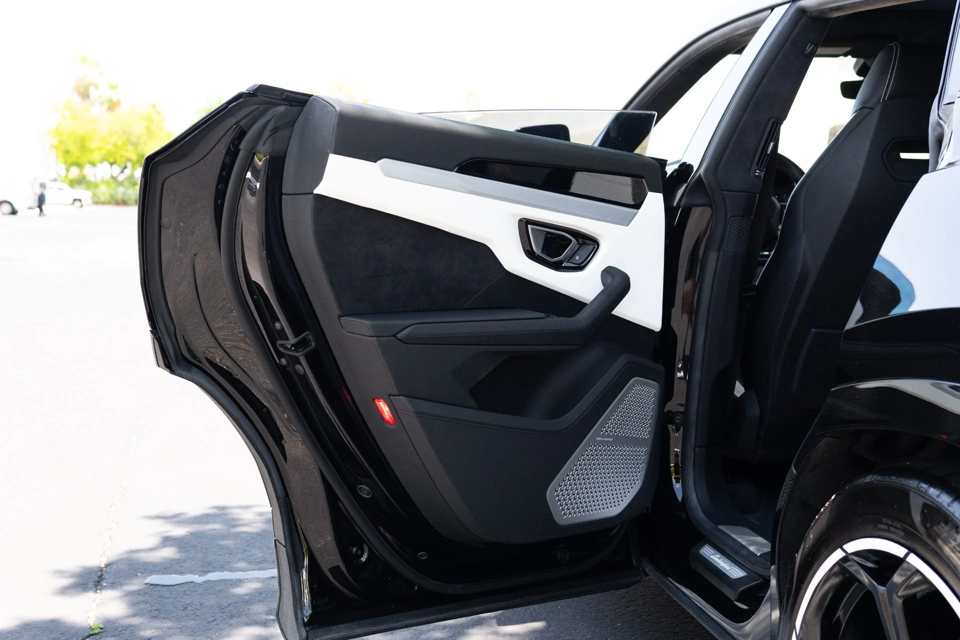 mph056_1227415537_Used_2023_Lamborghini_Urus_S_1780940773_20b3a8b5c7
