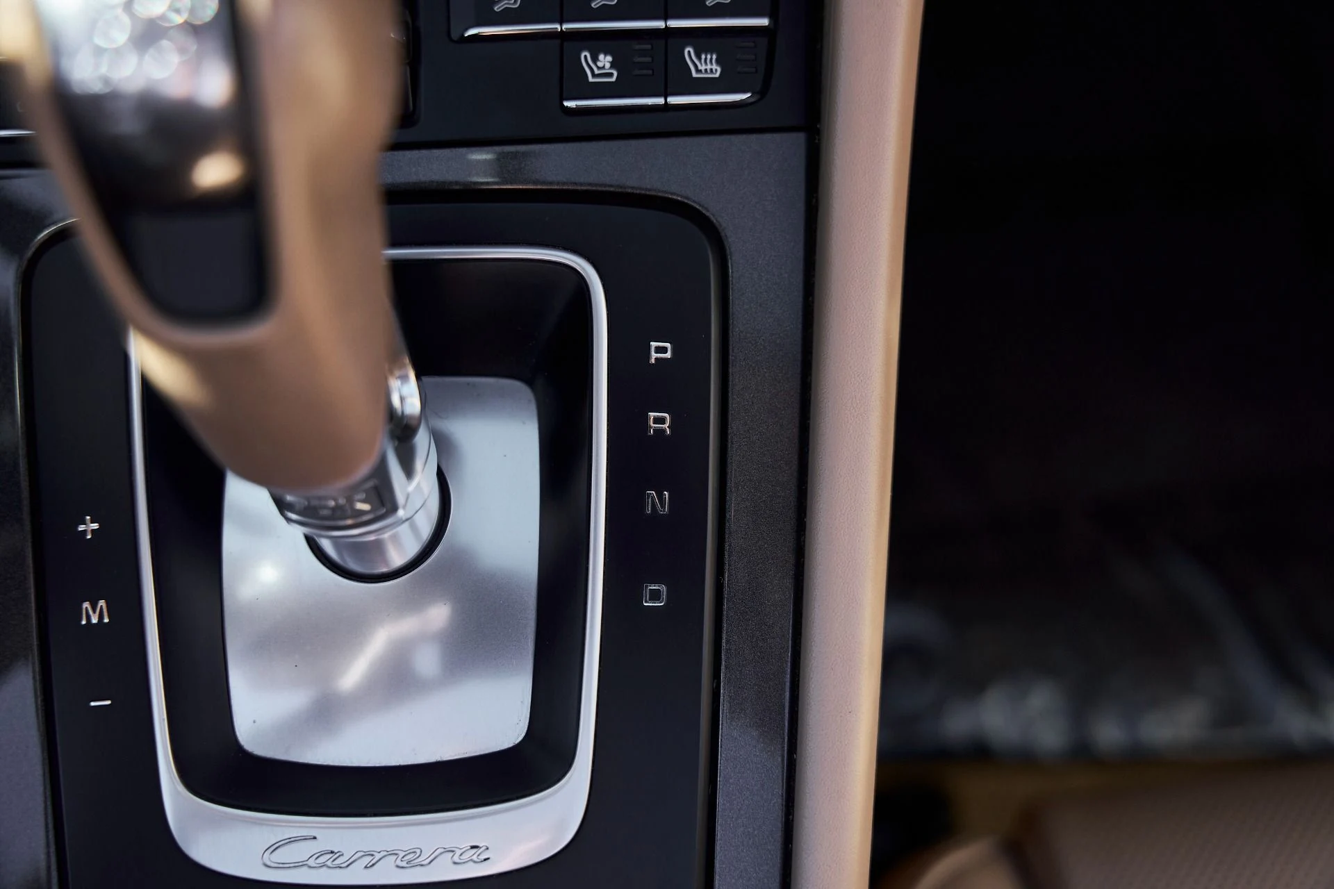 mph056_1234557215_Used_2015_Porsche_911_Carrera_S_1768869430_862ca49d68