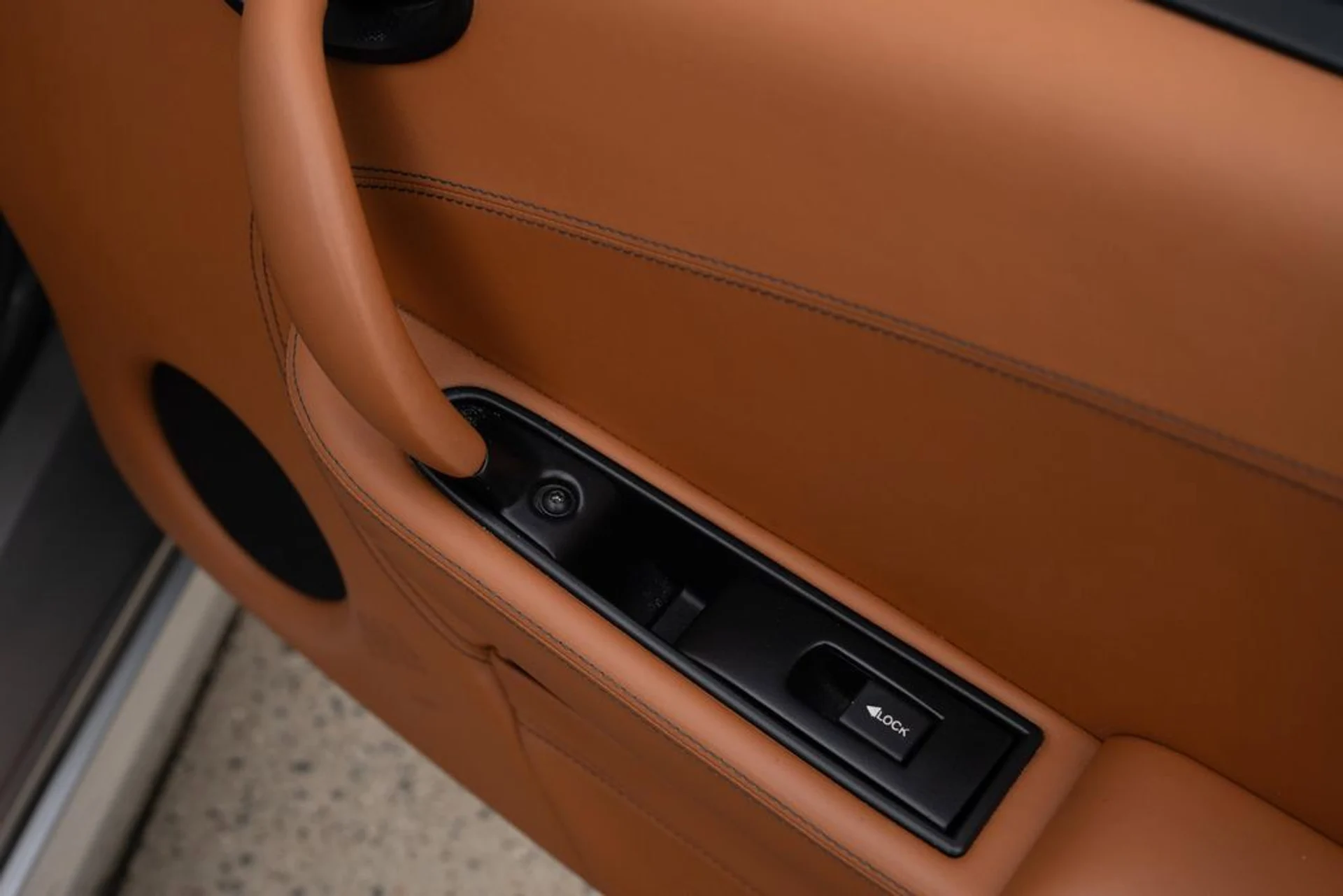 mph056_1240463184_552c20685715443db52e86c95a041ace_8a93787ea5