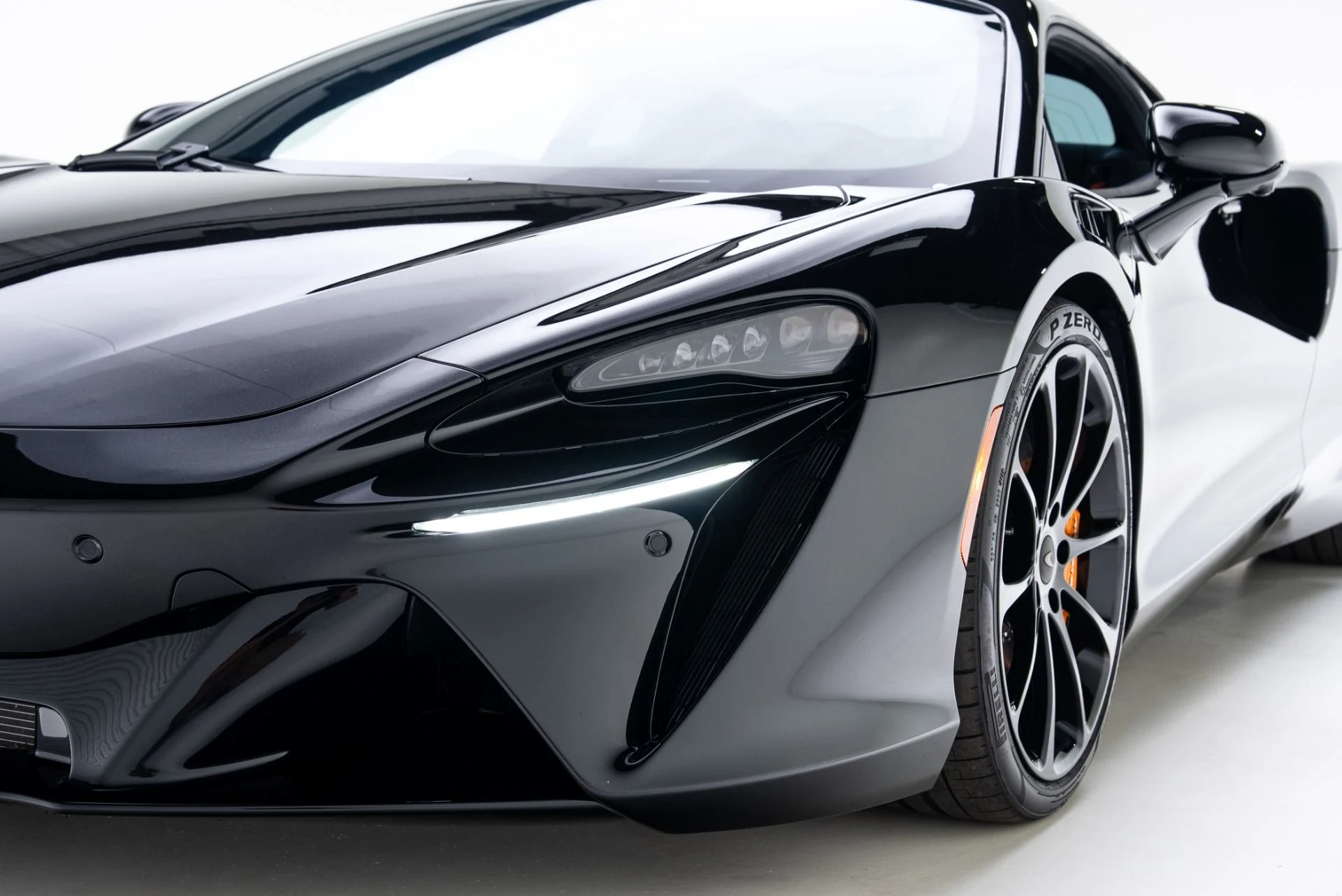 mph056_1253926698_Used_2026_Mc_Laren_Artura_1770152506_d6cc125f5e