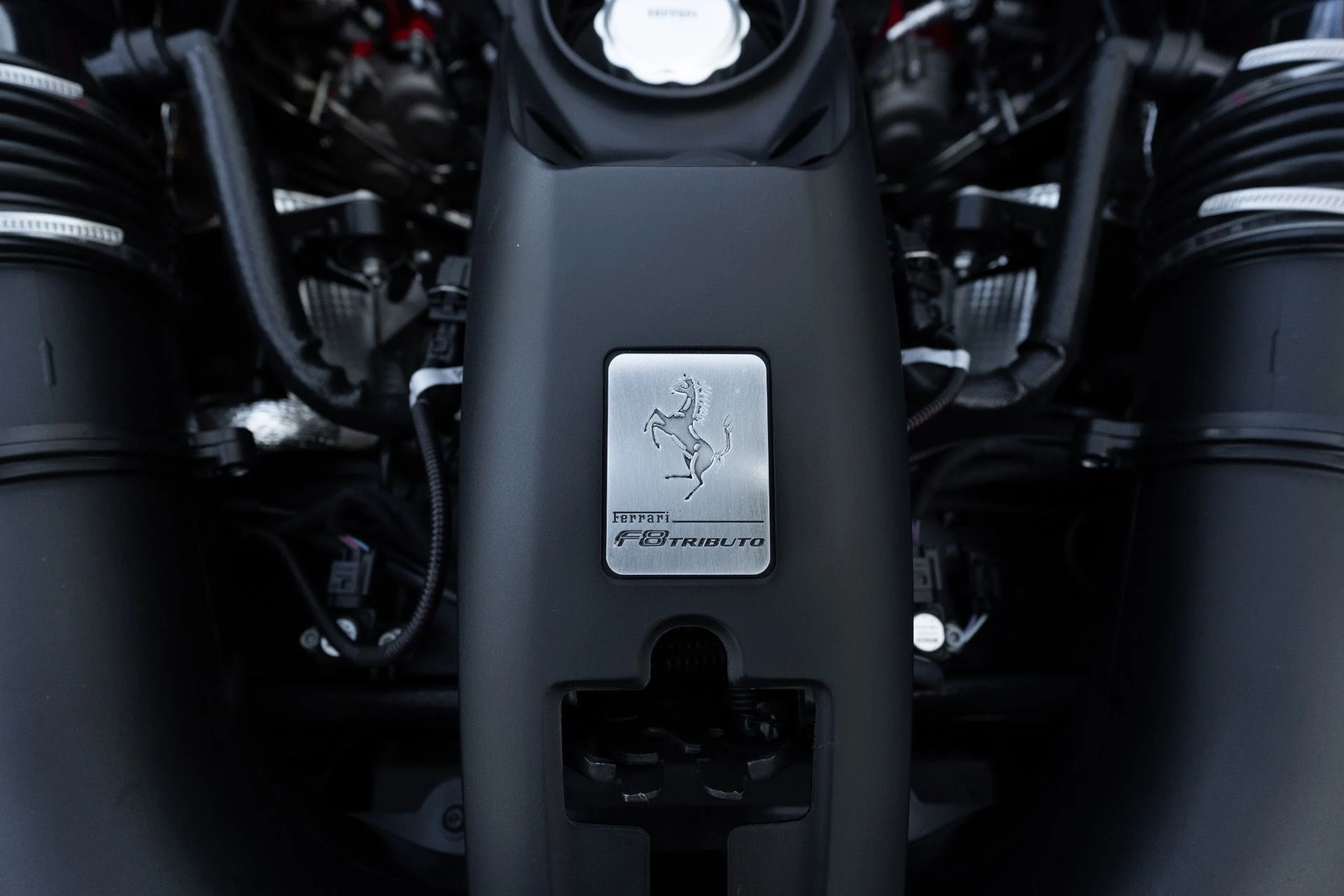 mph056_1261006837_Used_2020_Ferrari_F8_Tributo_1761689763_c87b8e9302