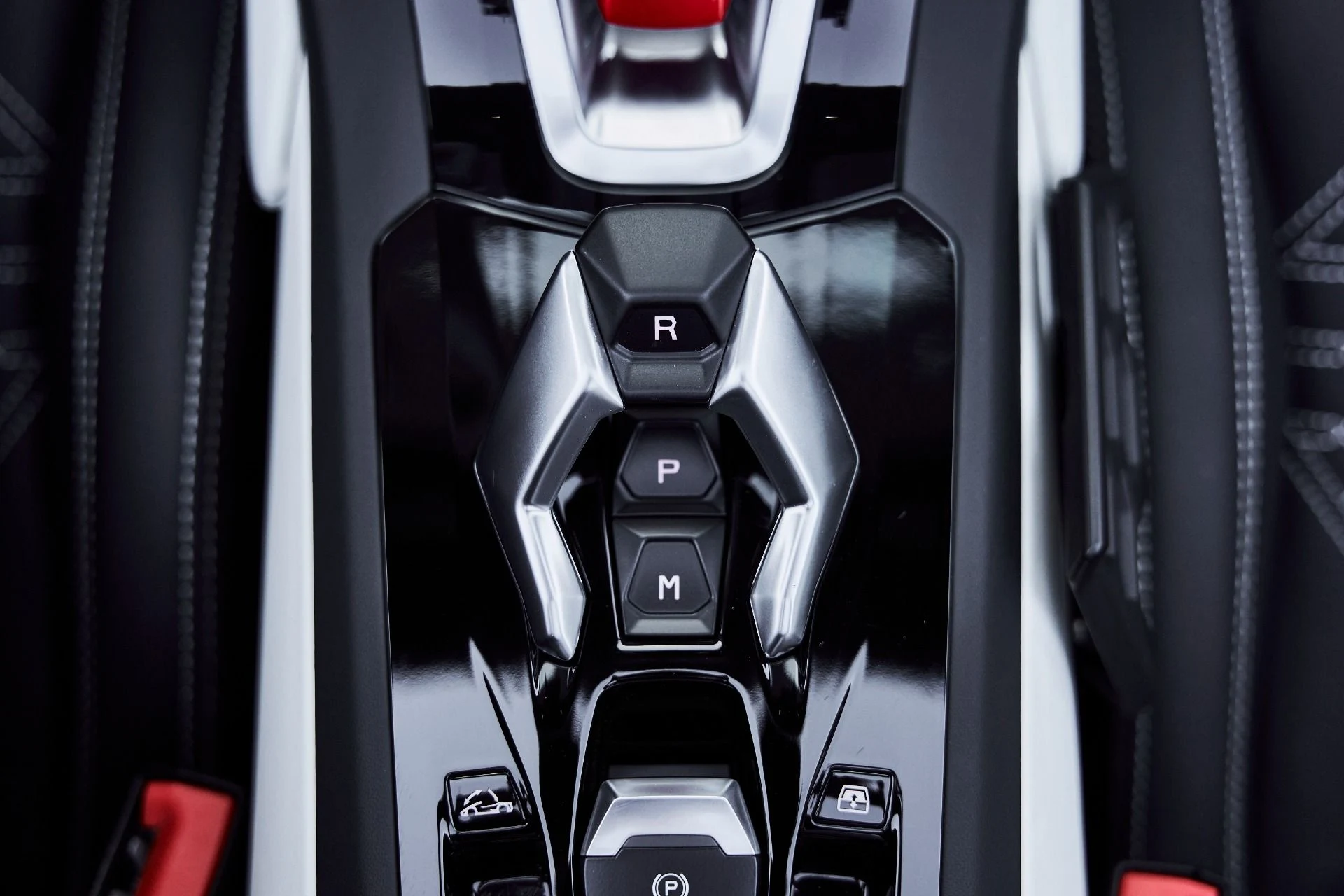 mph056_1298551535_Used_2024_Lamborghini_Huracan_EVO_Base_1774744629_20be19c623