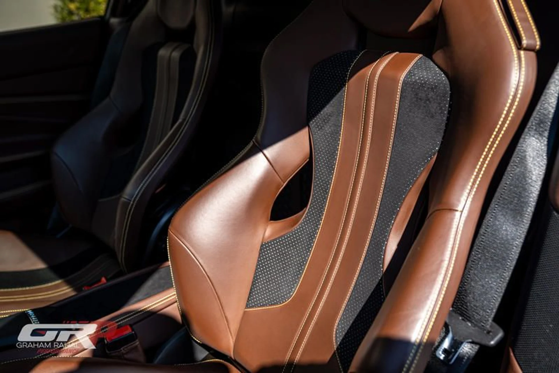 mph056_1299684610_8_E73_F1_BC_55_C6_4109_8_F80_0178_B5_B5600_B_a3653bed84