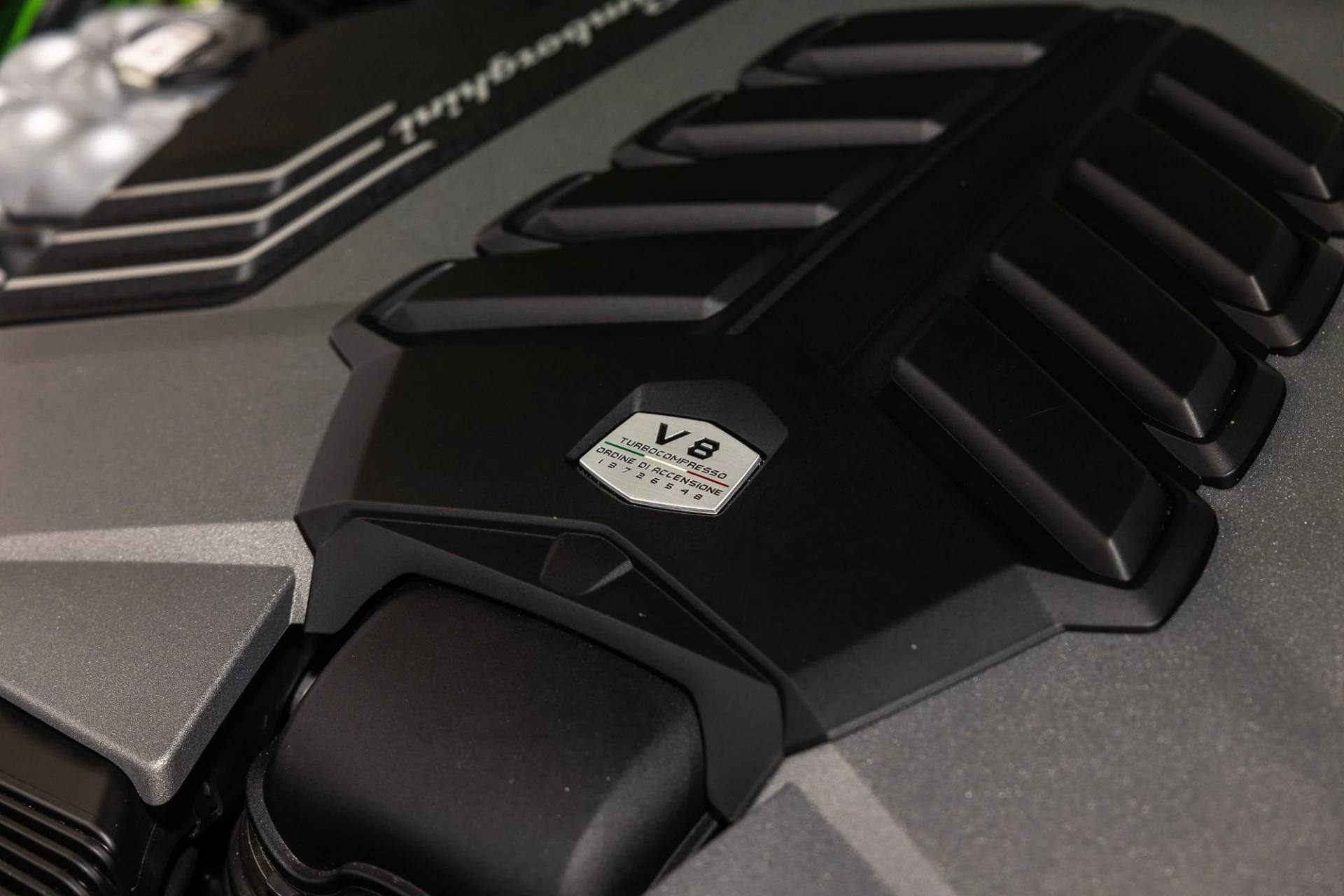 mph056_1309551420_Used_2021_Lamborghini_Urus_Verde_Mantis_Pearl_Full_Stealth_PPF_1764948986_ba81f30974