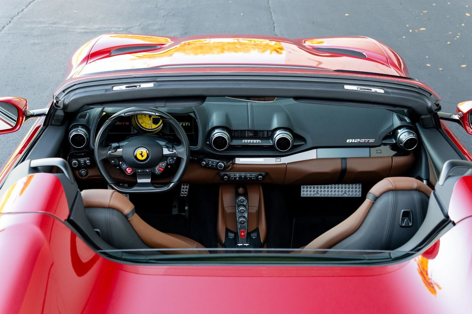 mph056_1312353309_Used_2023_Ferrari_812_GTS_1767886631_2d13fe033f