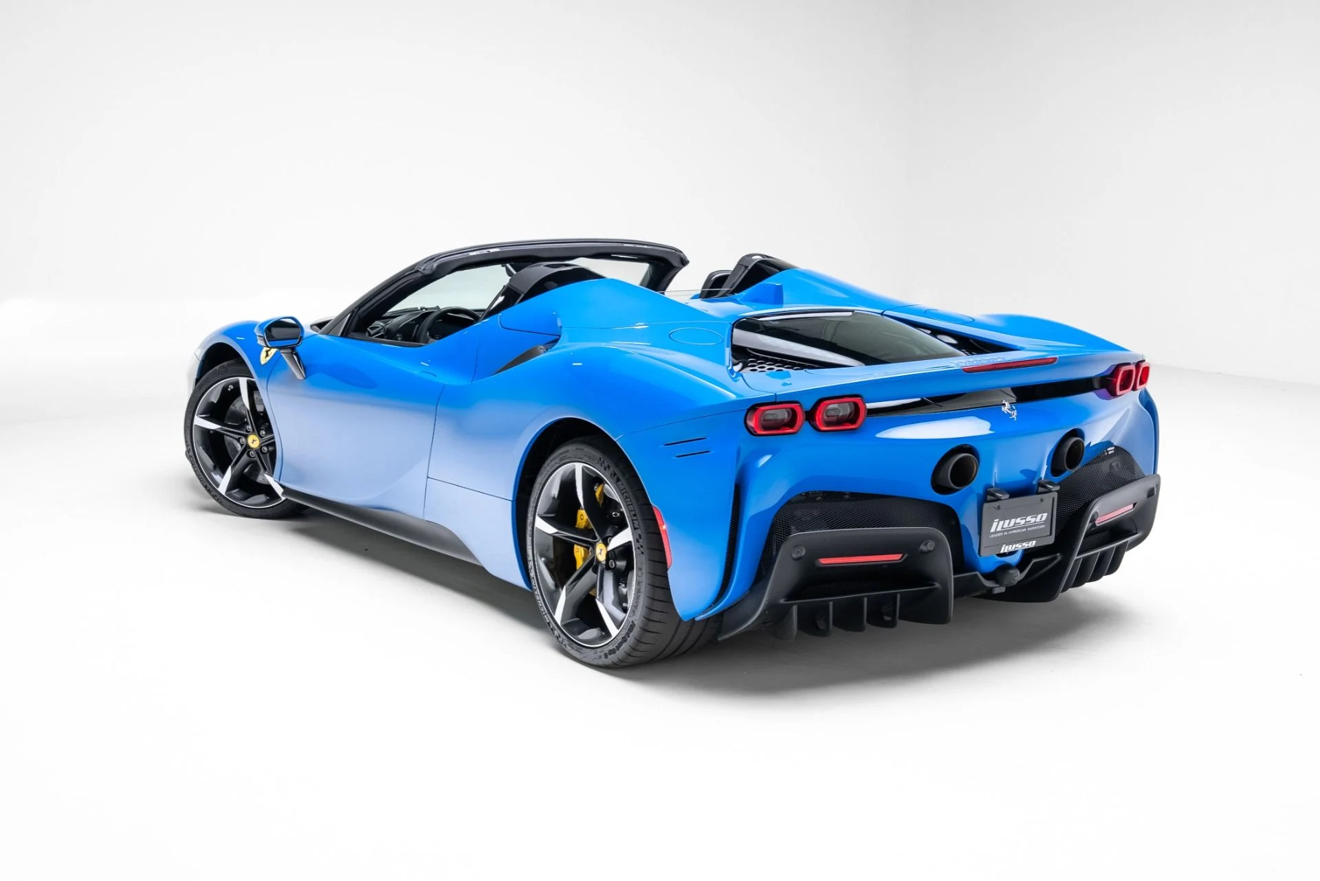 mph056_1378595750_Used_2024_Ferrari_SF_90_Spider_1772738596_1b0ce2f8d0