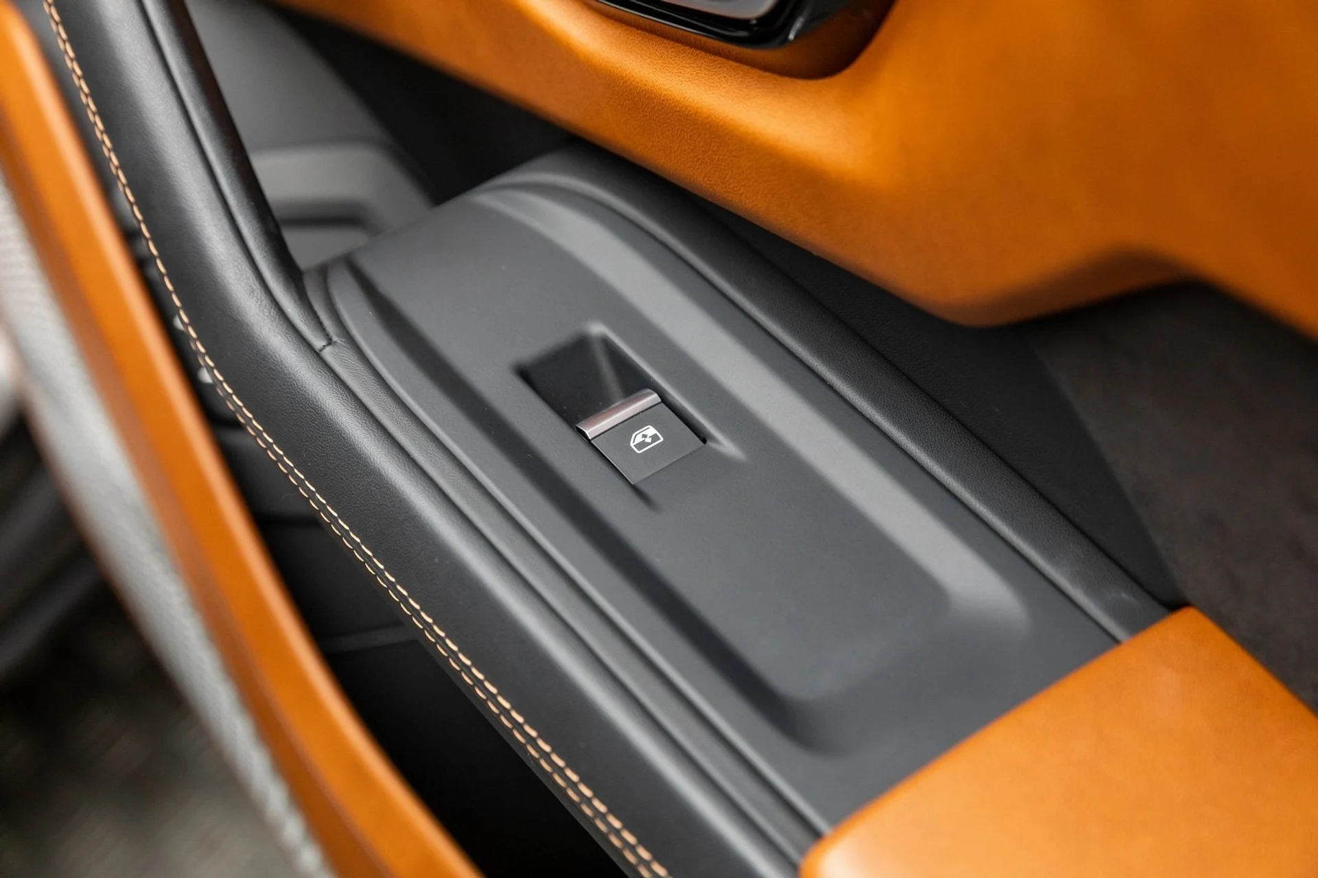 mph056_1402713575_57_75c1bf9624