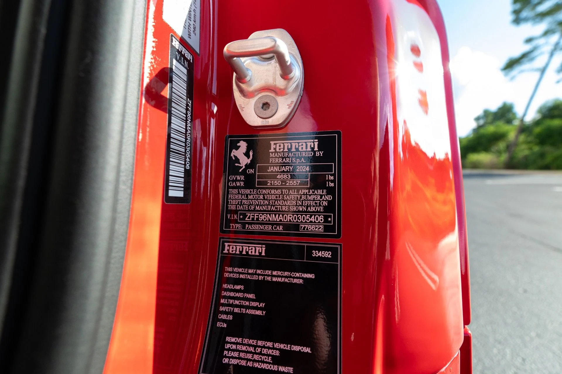 mph056_1424944860_Used_2024_Ferrari_SF_90_Spider_1759287826_4604745b81