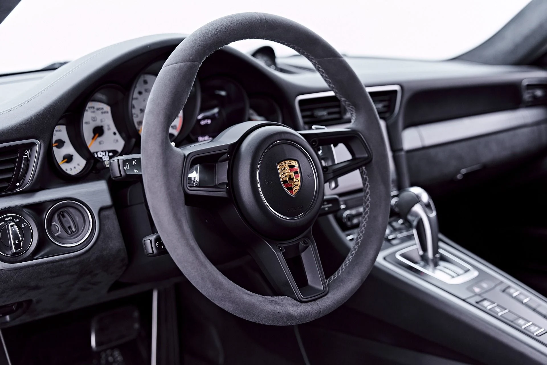 mph056_1433731134_Used_2018_Porsche_911_GT_3_1782763377_0946bc903b