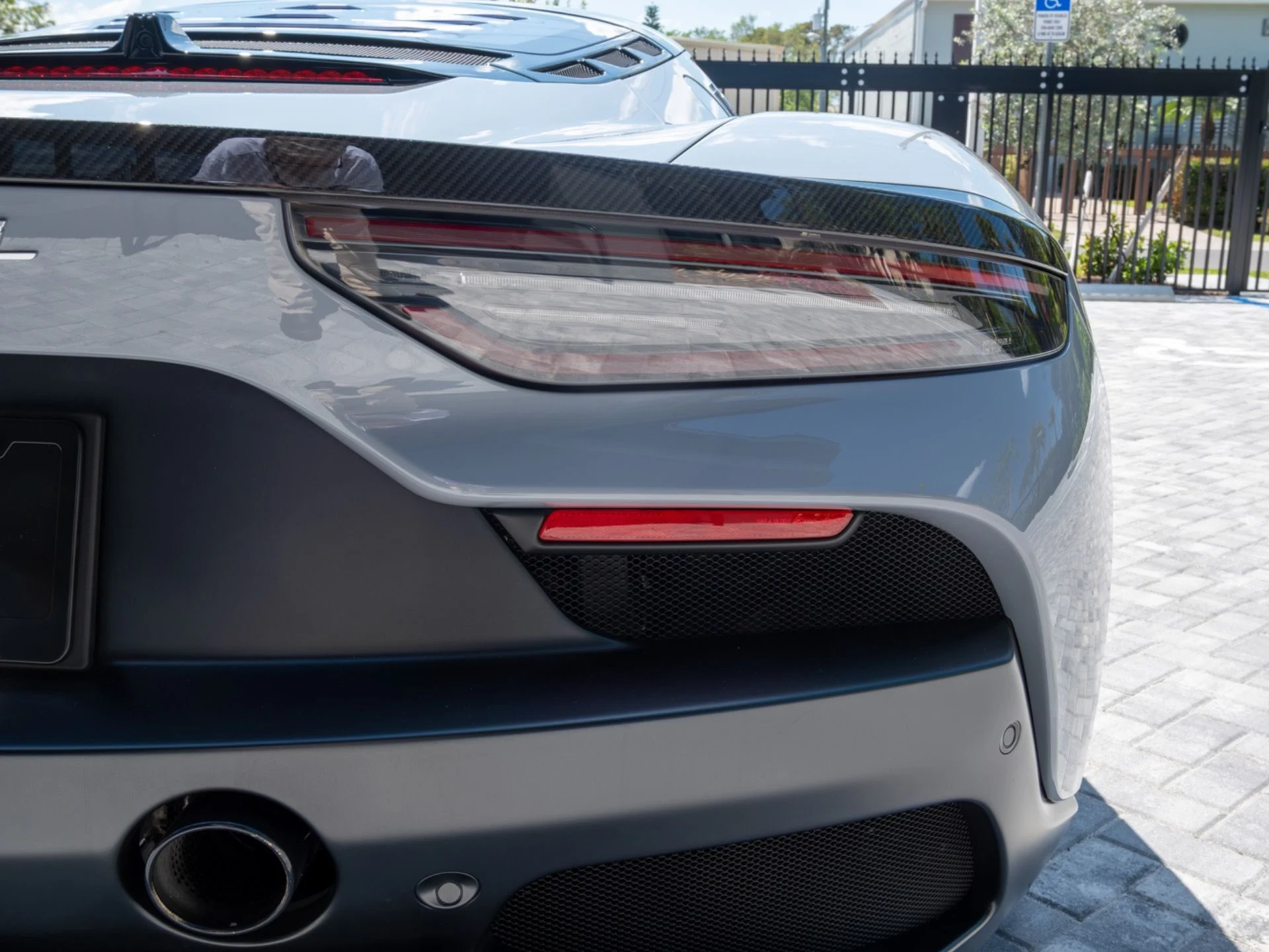 mph056_1433761705_Used_2023_Maserati_MC_20_1774904517_2abe83926f