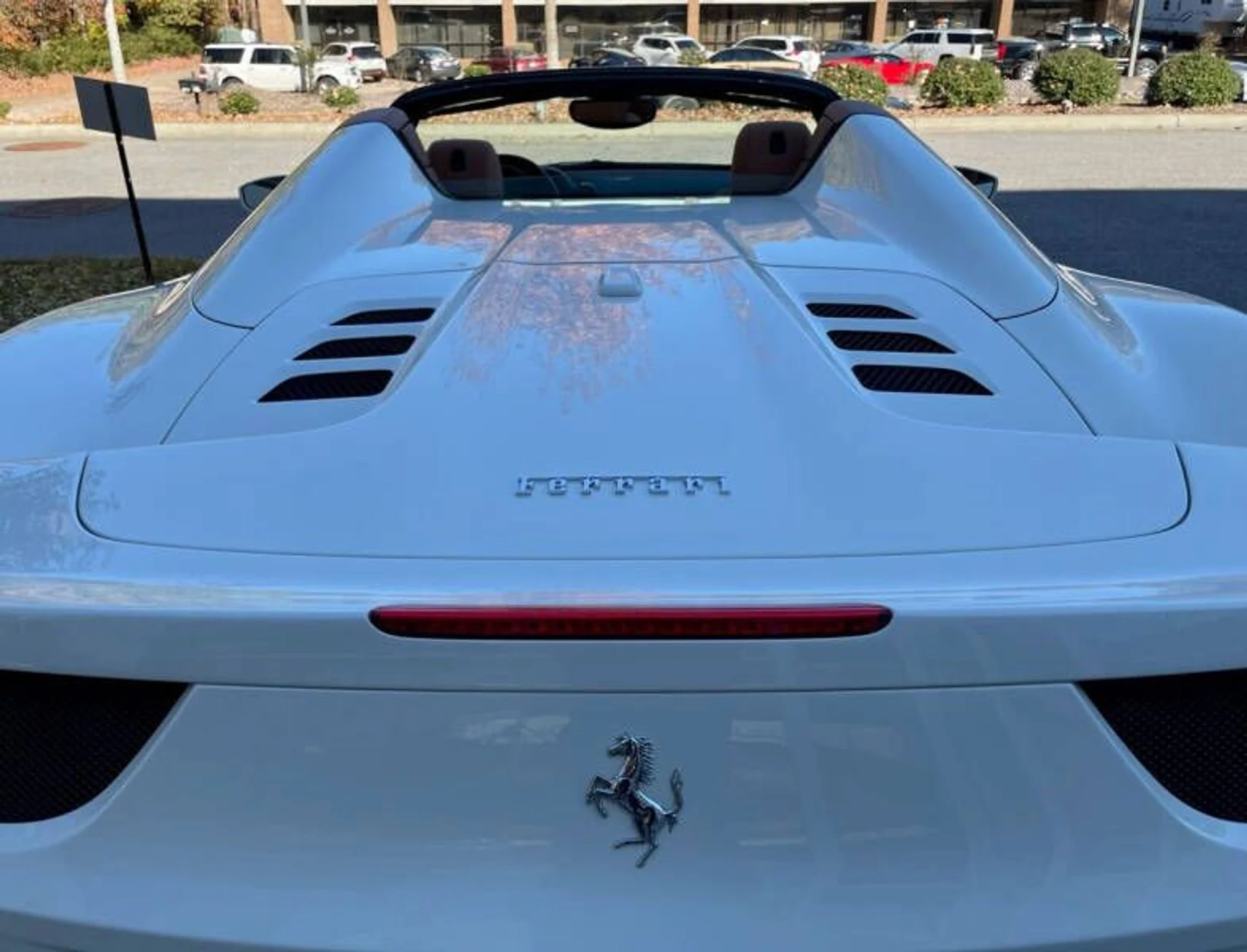 mph056_1454358532_2013_ferrari_458_spider_base_2dr_convertible_58c114a9f2