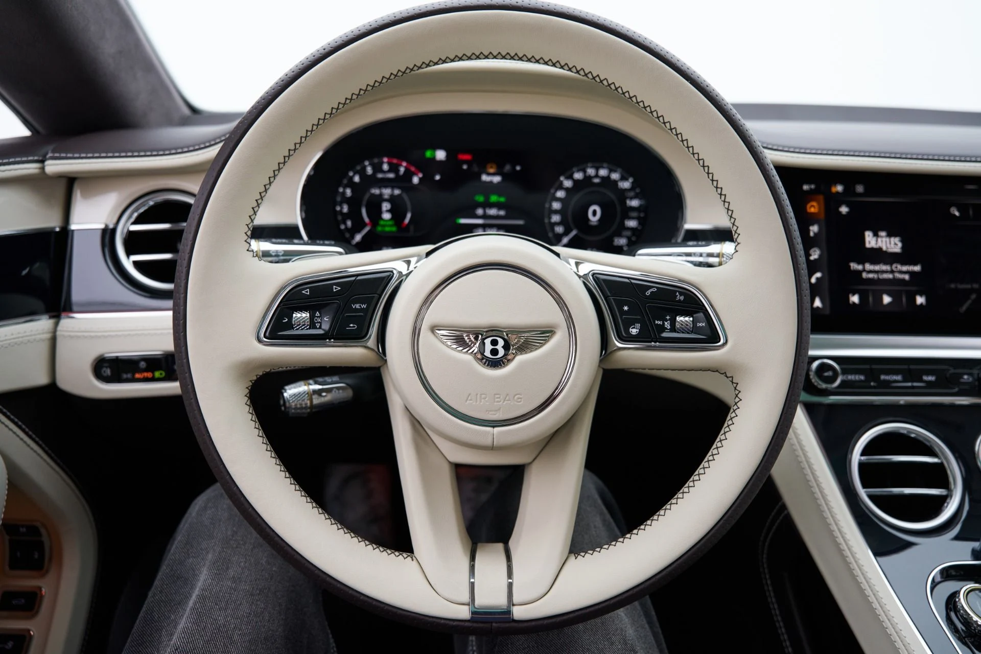 mph056_1468806773_Used_2026_Bentley_Continental_GT_V8_1792608724_2a84437c17