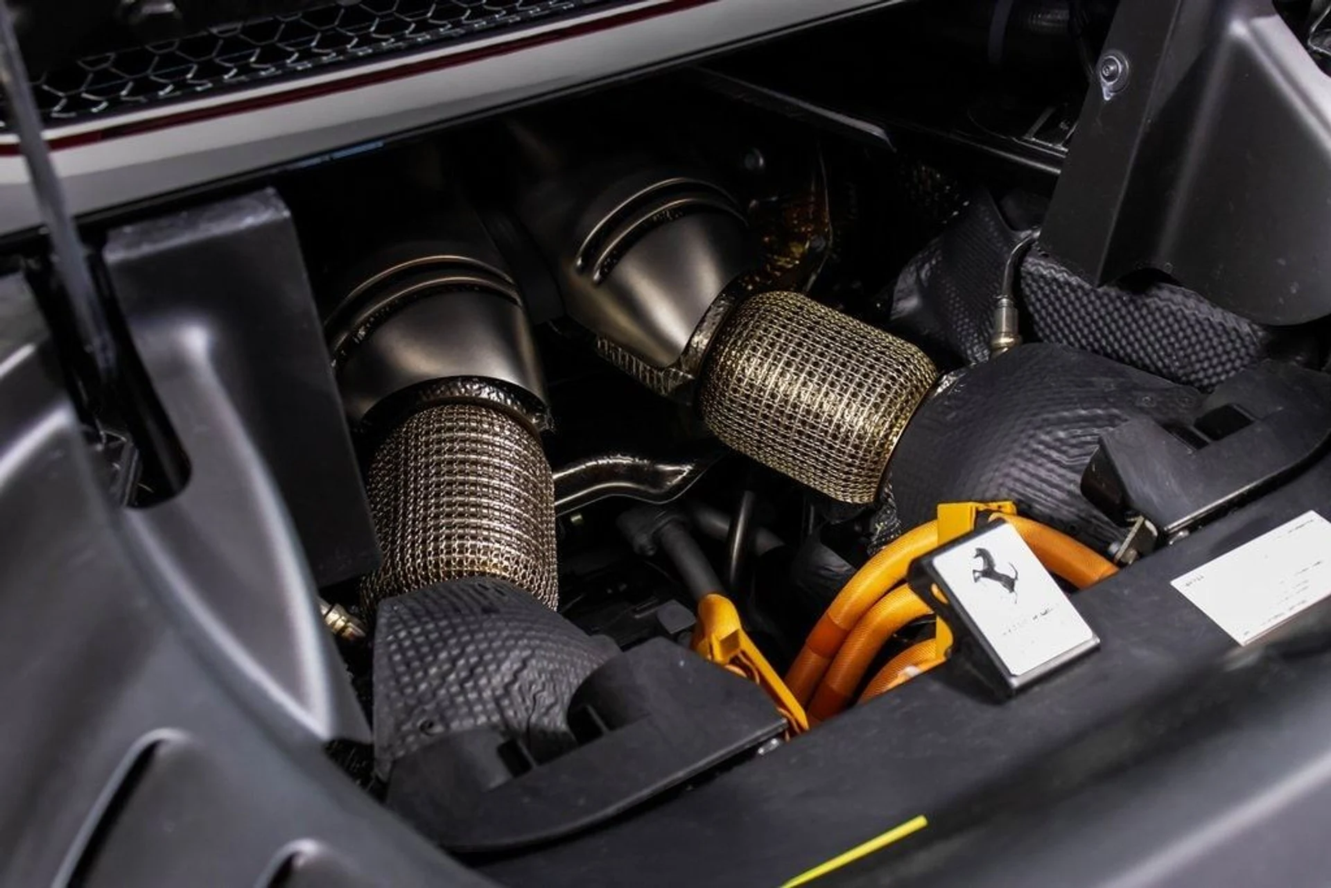 mph056_1491817214_3de129b0ec4f93a11ee183f9c7fc111fx_ca56bc57e2