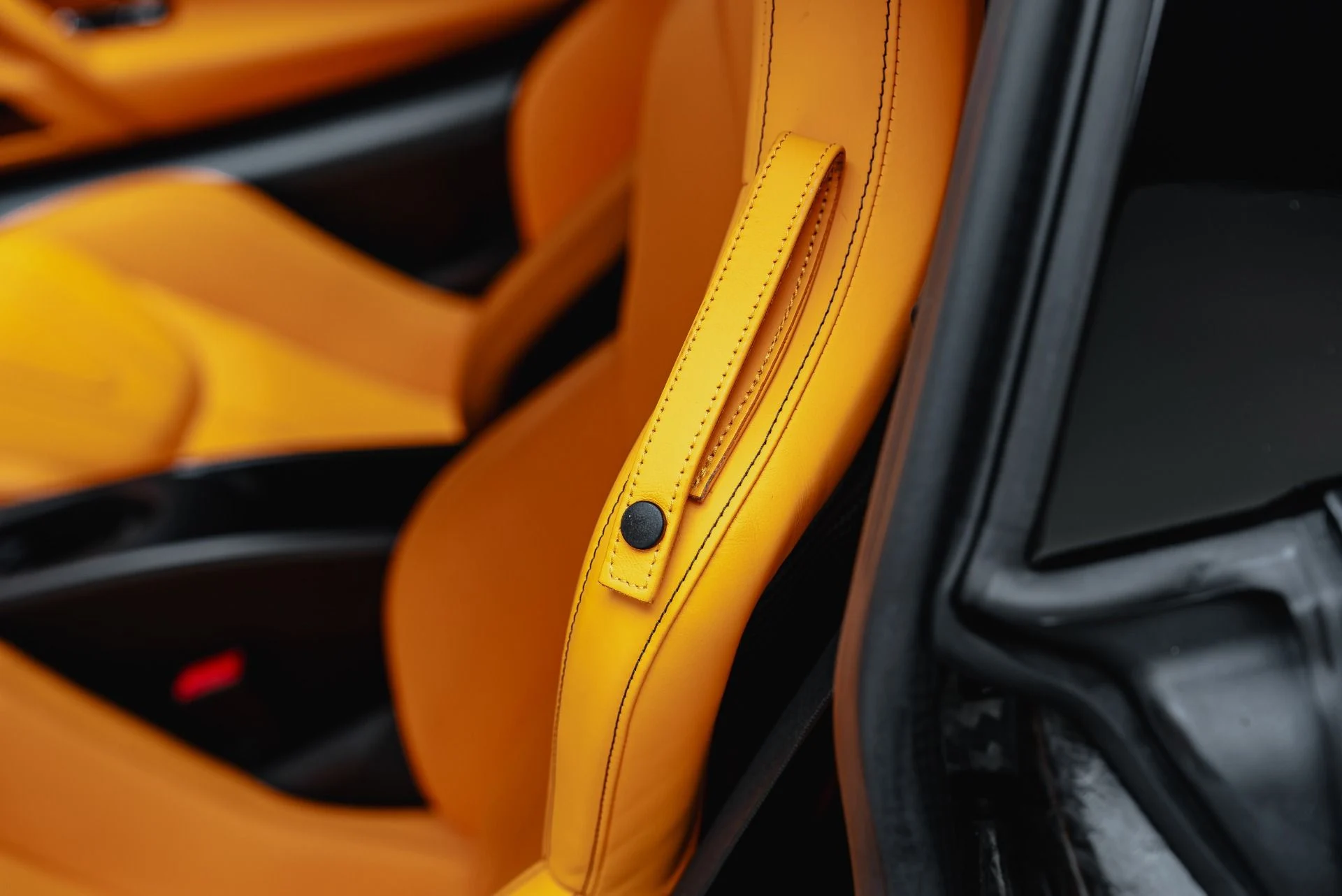 mph056_1497092410_Used_2022_Mc_Laren_765_LT_Spider_1792622325_2e539a87c3