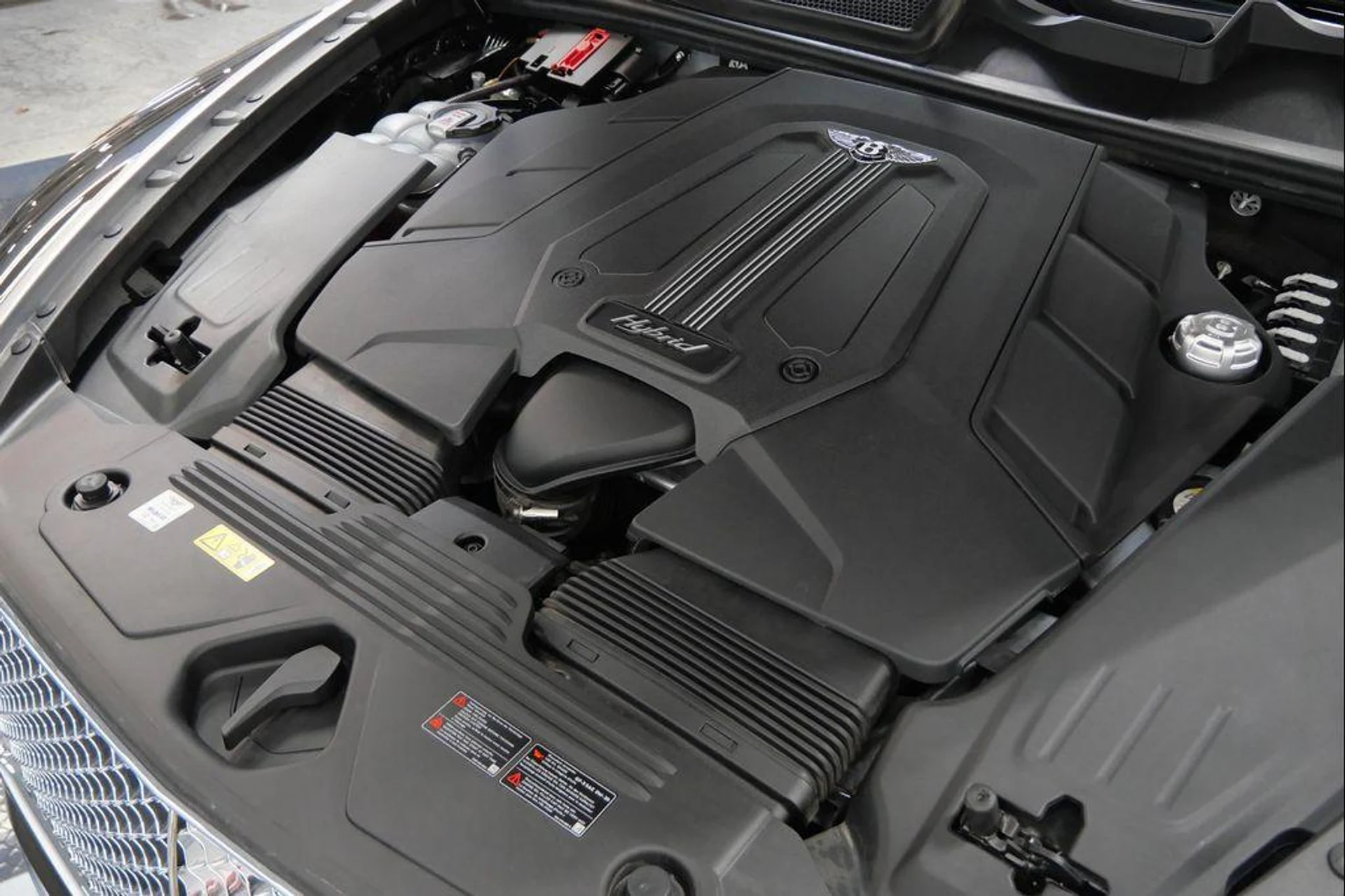 mph056_1568970311_cig5c_V_Rom_B93c_Euqj_SD_4p102_TKQ_2d2aeb478b