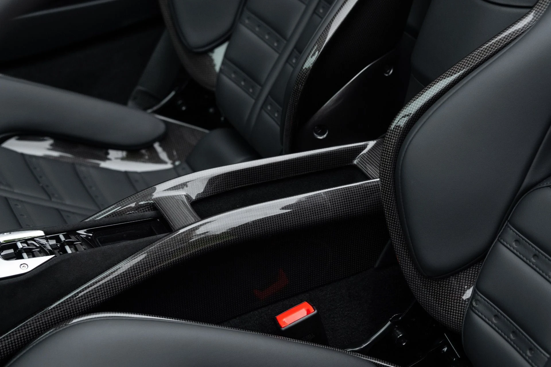 mph056_1638290836_Used_2024_Ferrari_SF_90_Spider_1773805384_13842a95c3