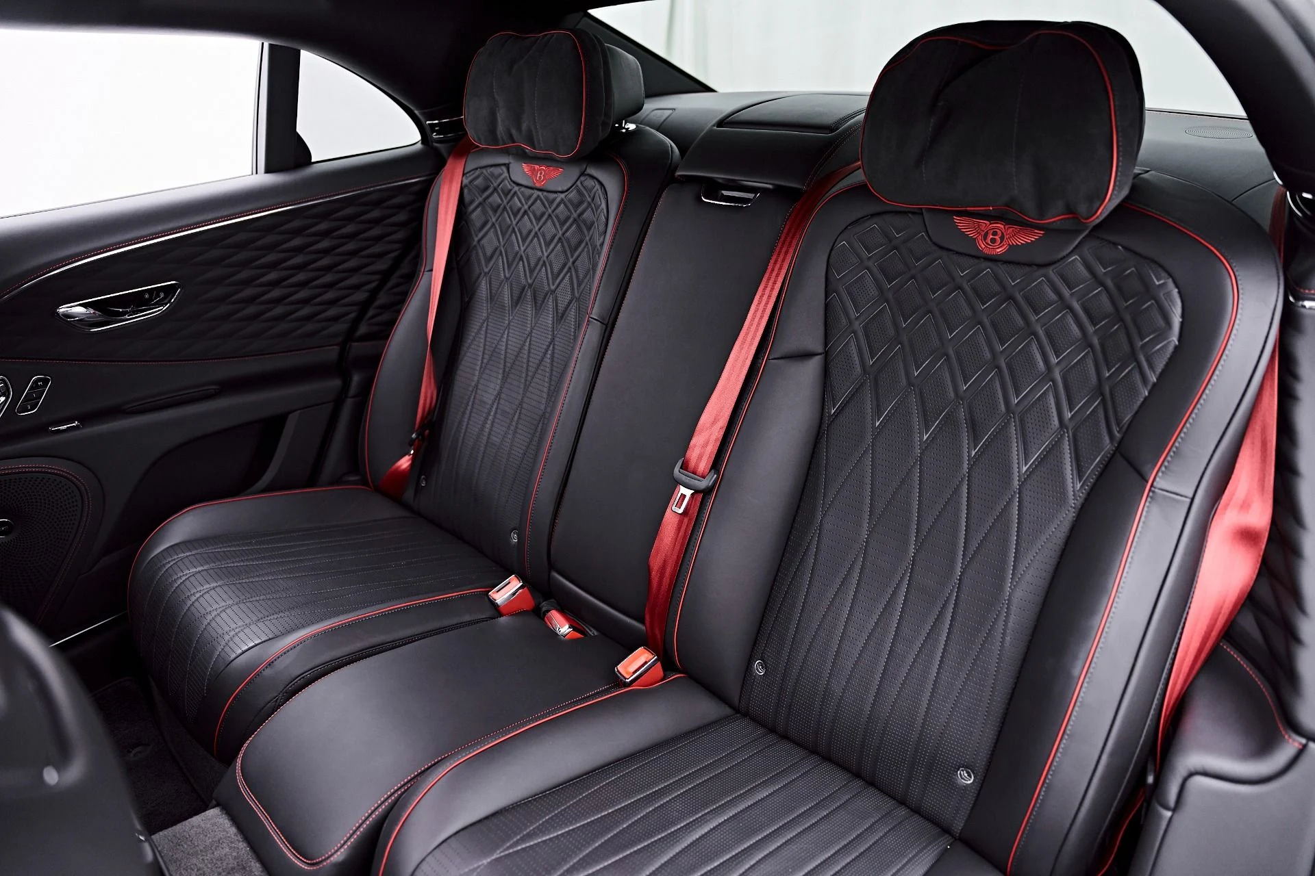 mph056_1639141654_Used_2022_Bentley_Flying_Spur_V8_1786412550_63163193bd