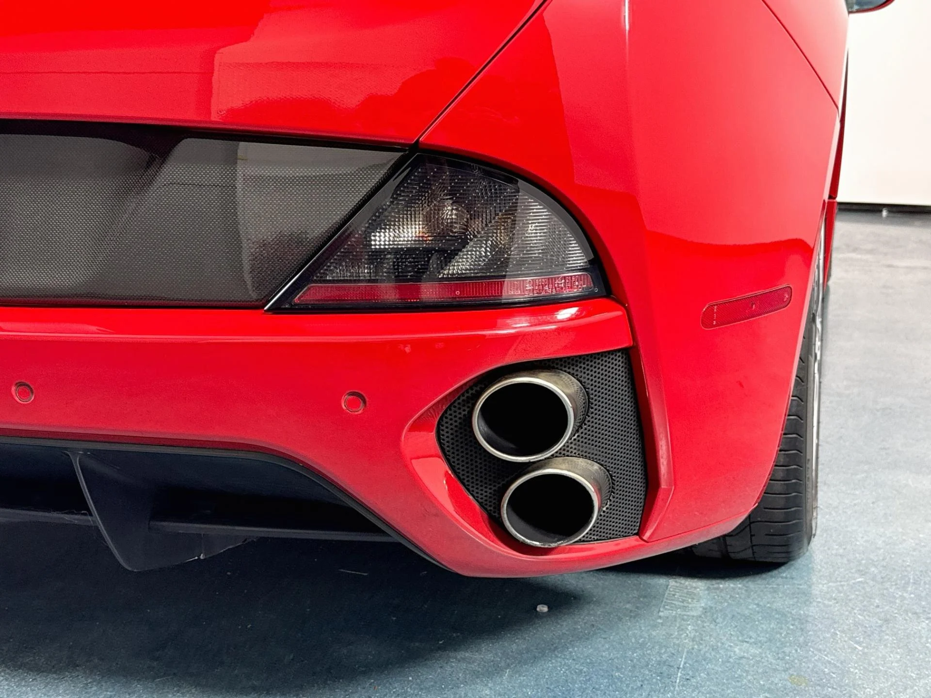 mph056_1654178787_Used_2010_Ferrari_California_1790360501_cb9b739a46
