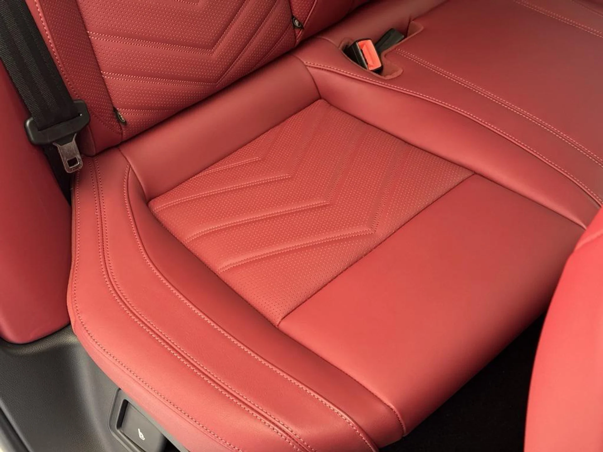 mph056_1654210643_Ind_U_Vgh_OR_Bpdt4krf8a_Hmgb_Q9_A_5b55e77bd6