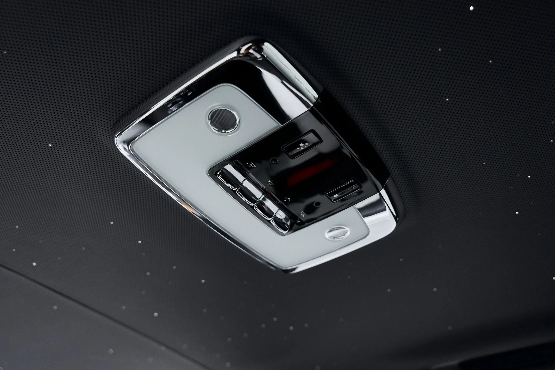 mph056_1673253689_Used_2026_Rolls_Royce_Cullinan_Base_1769135849_a8e6b912b8