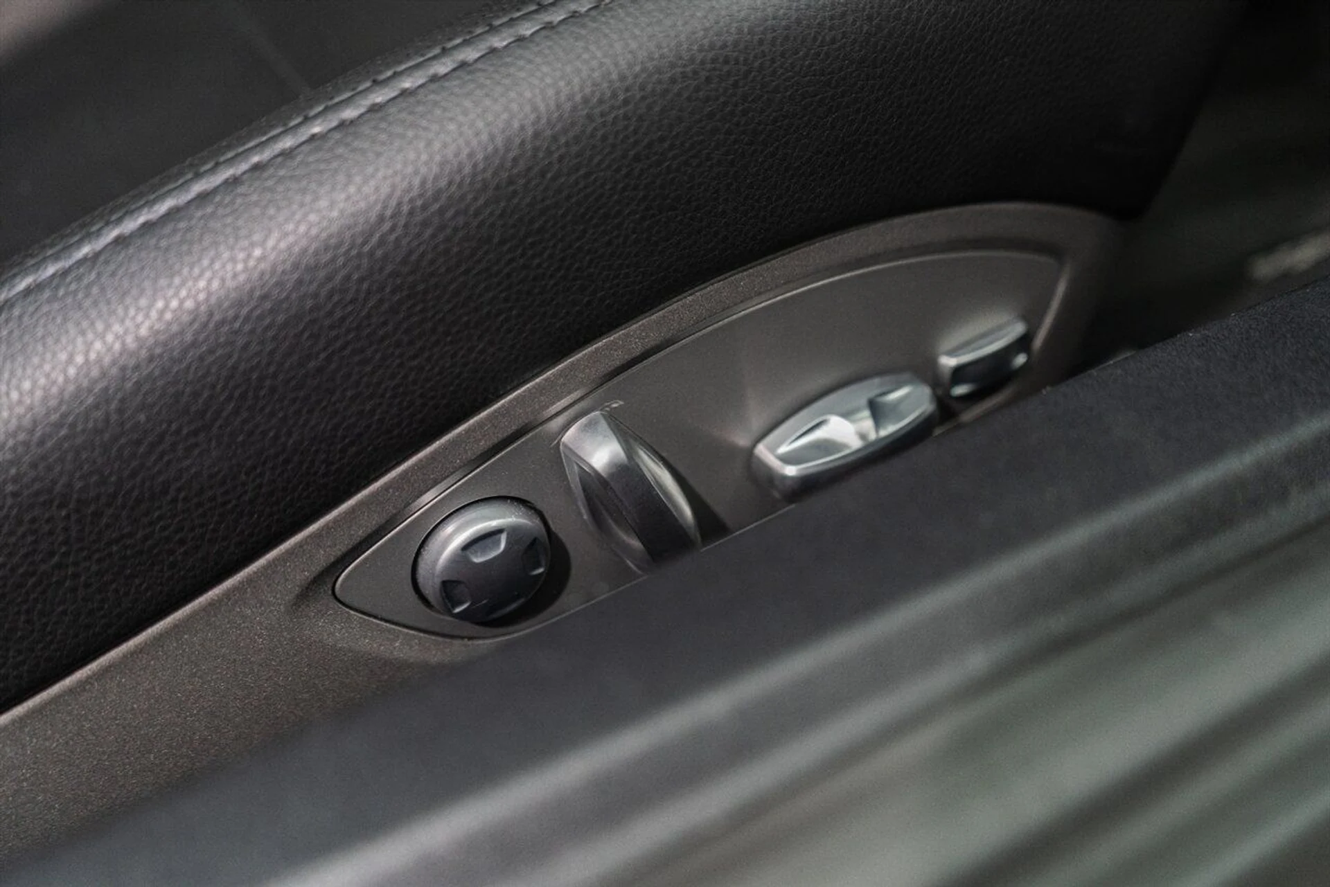 mph056_1680760505_0ac96b2a04_1280_49f384e339