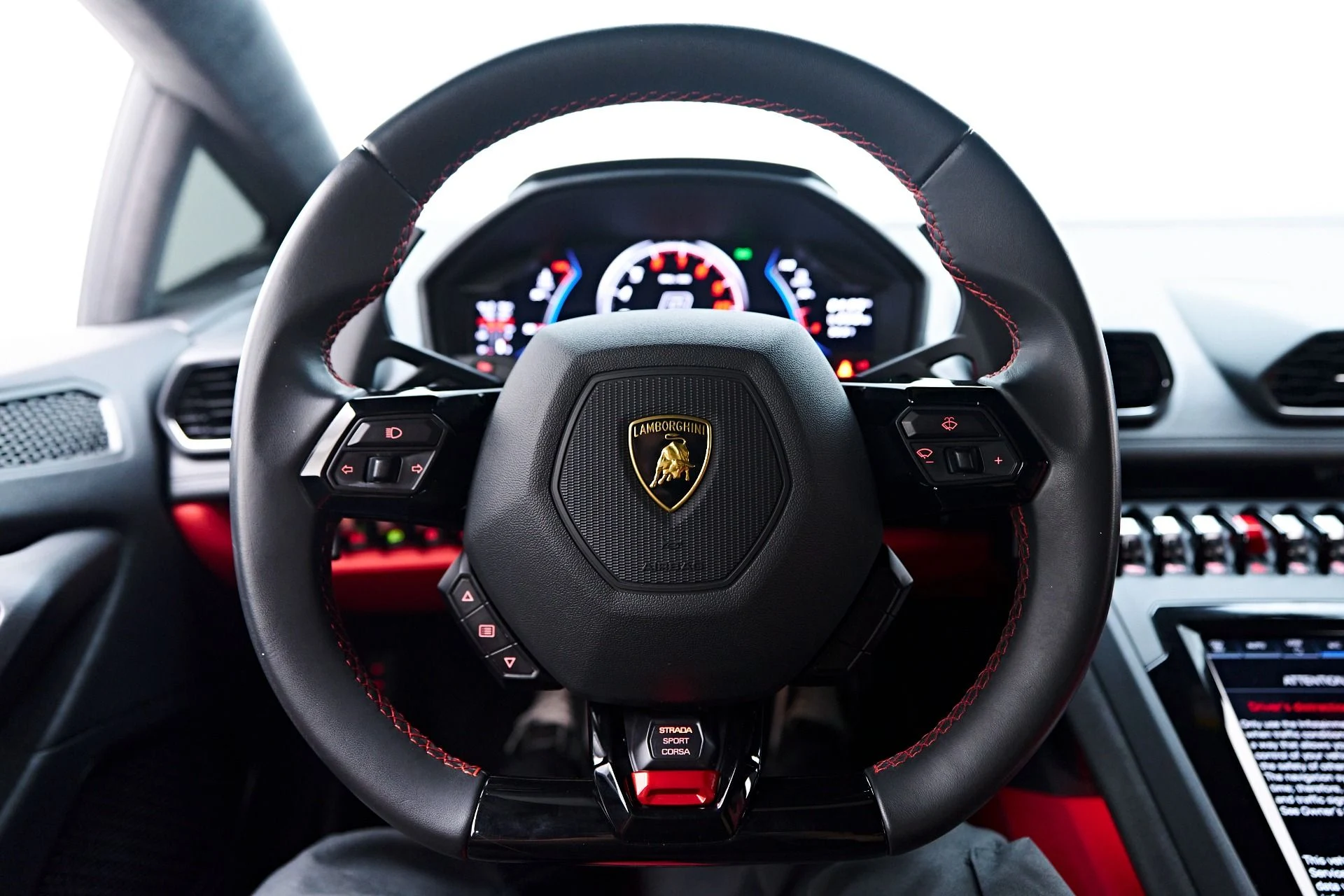 mph056_1727072021_Used_2022_Lamborghini_Huracan_EVO_Base_1752781637_ab94caecd5
