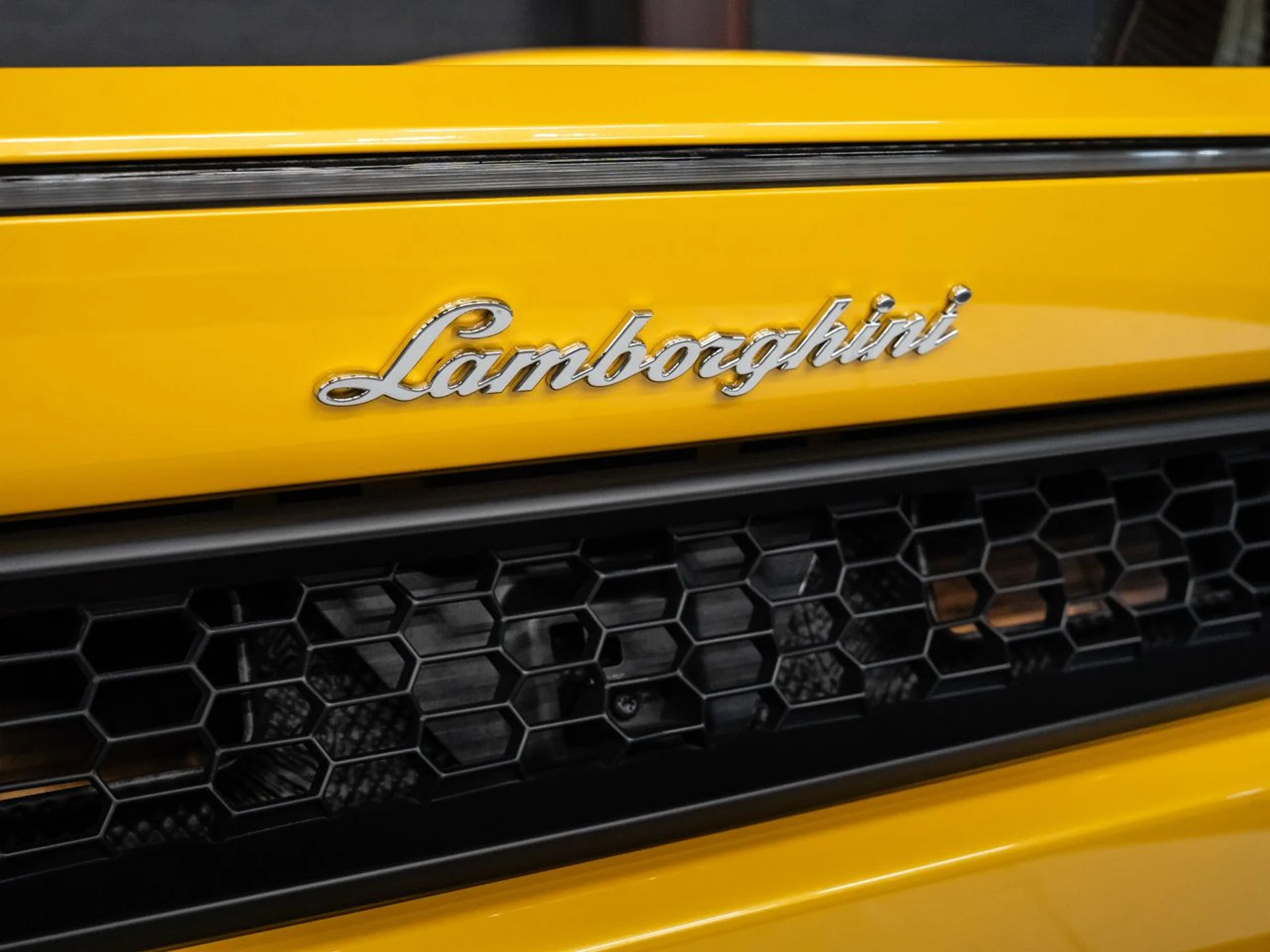 mph056_1739521773_lamborghini_huracan_2017_5d991dd186