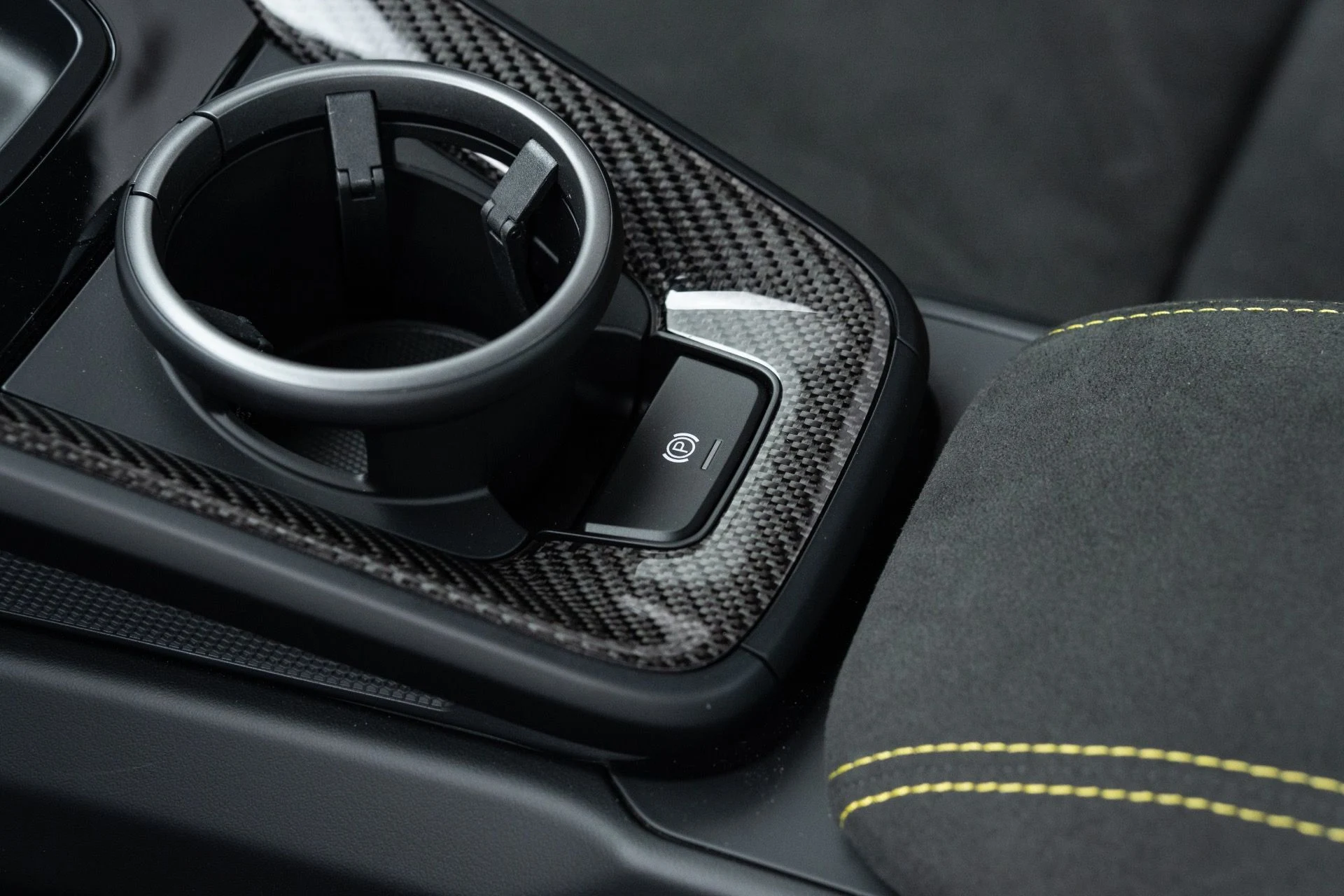 mph056_176364621_Used_2024_Porsche_911_GT_3_1776966322_3c49b2e390