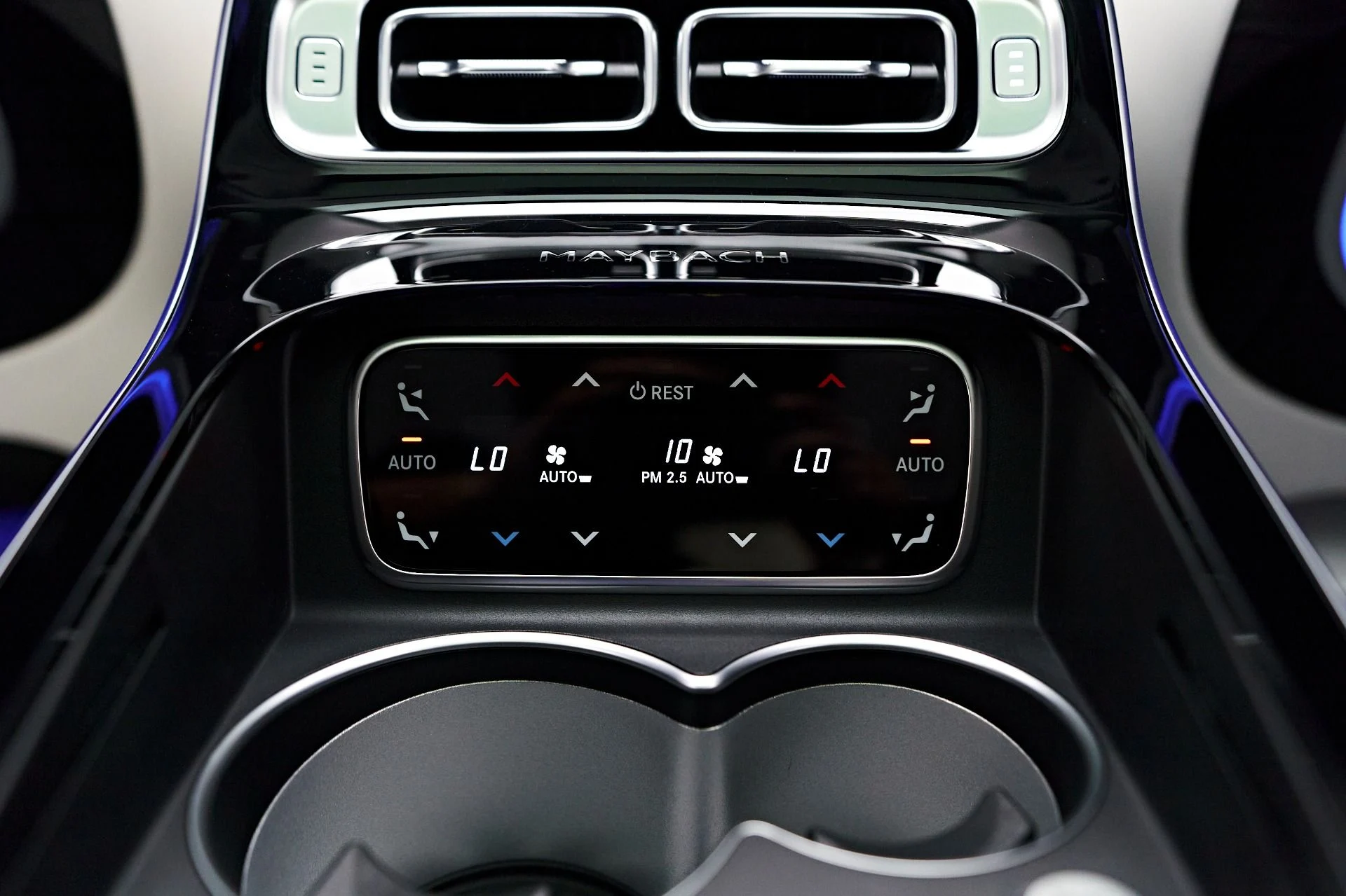 mph056_183368510_Used_2024_Mercedes_Benz_S_Class_Maybach_S_680_1729209539_297cfcc13a