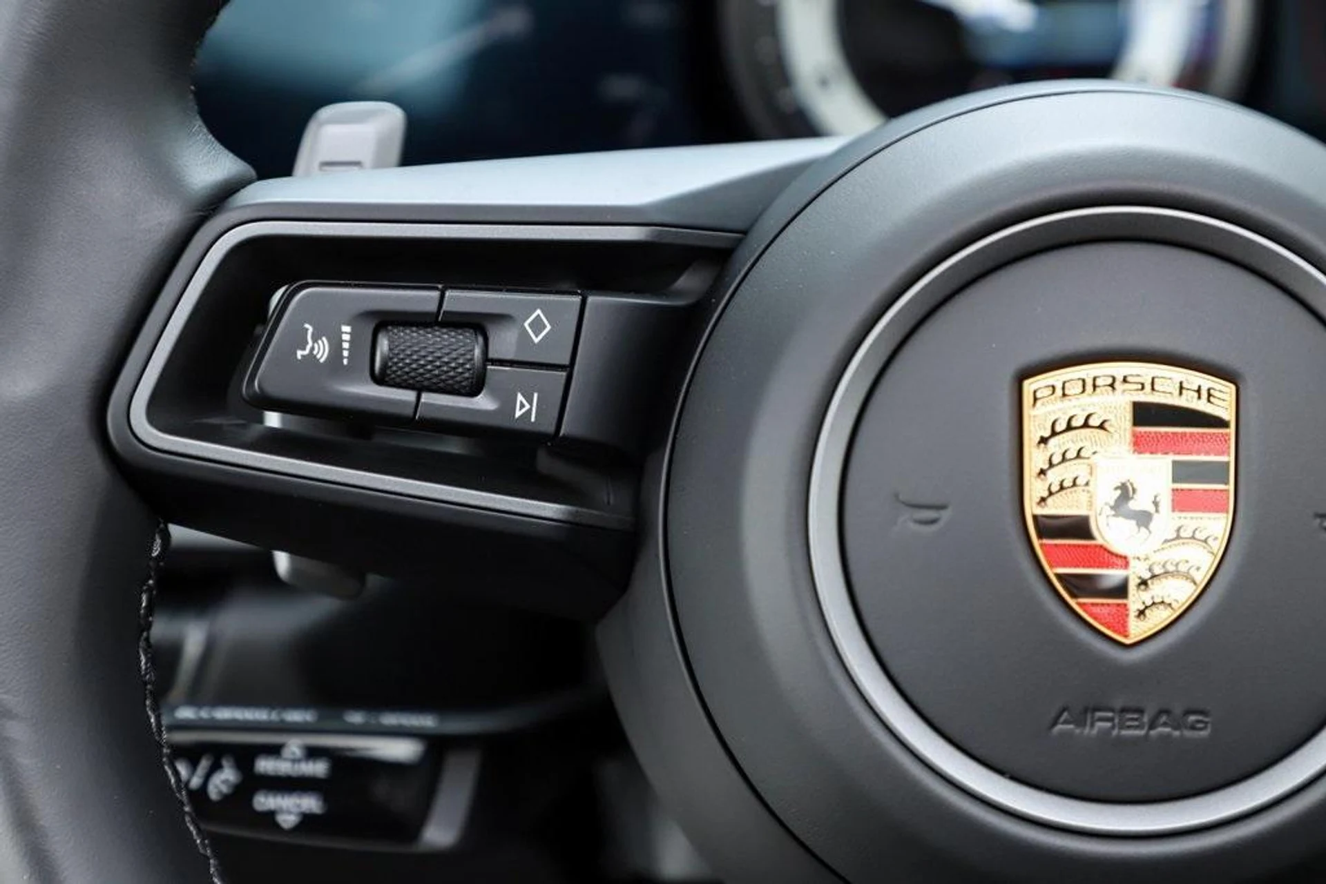 mph056_184158048_Smb1f_G4_Ao_W9_K8_Q_Wk84_T_Fm3v_Ca_RY_4c659ab1d9