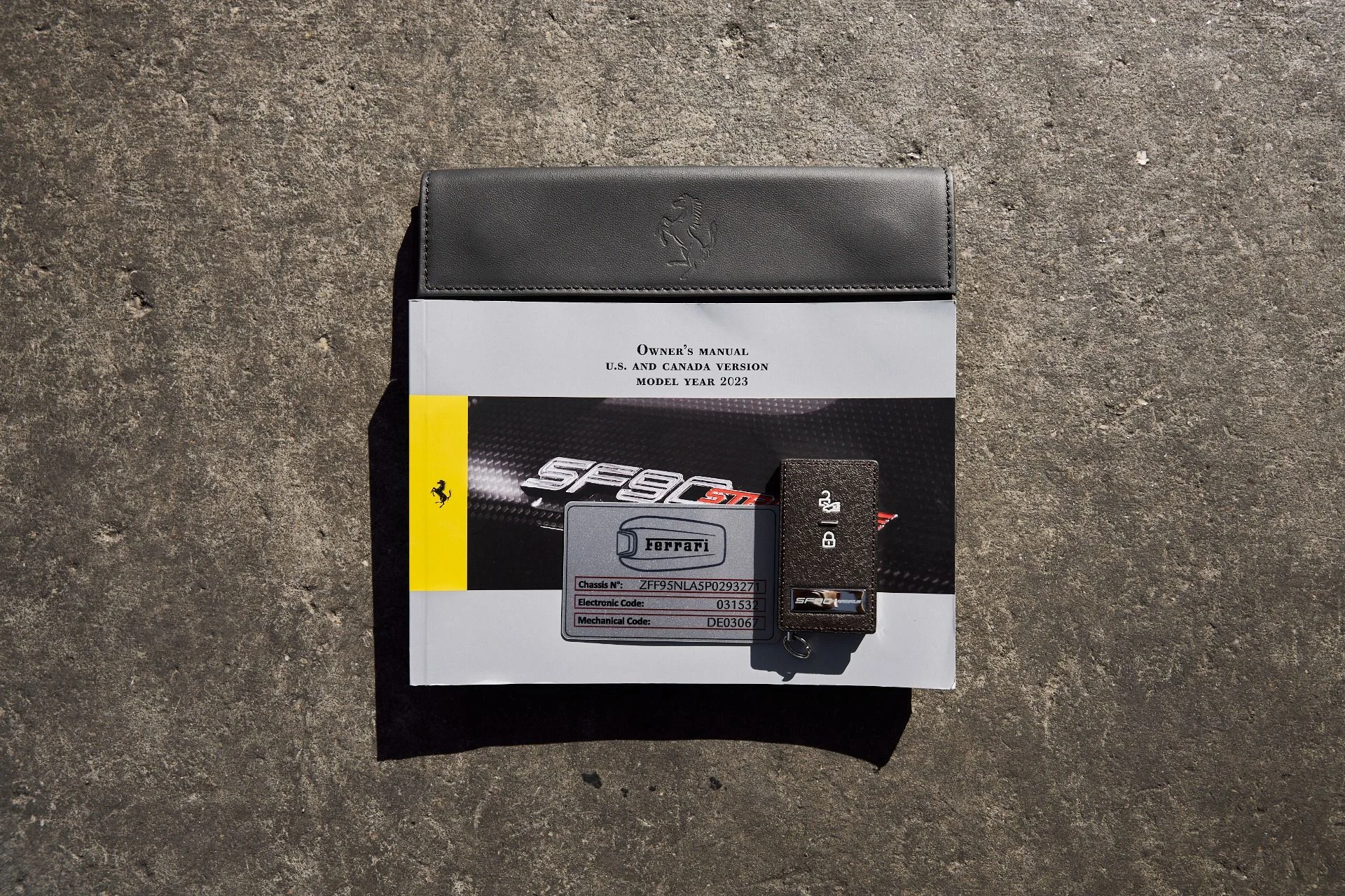 mph056_1848711370_Used_2023_Ferrari_SF_90_Stradale_1769909094_e9e0721499