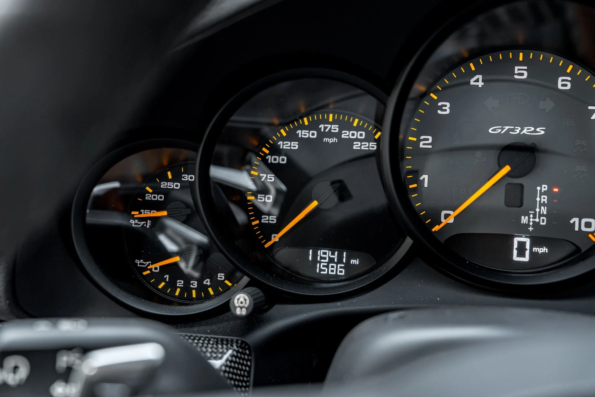 mph056_1877646334_Used_2019_Porsche_911_GT_3_RS_1787346352_eeacca4c2b