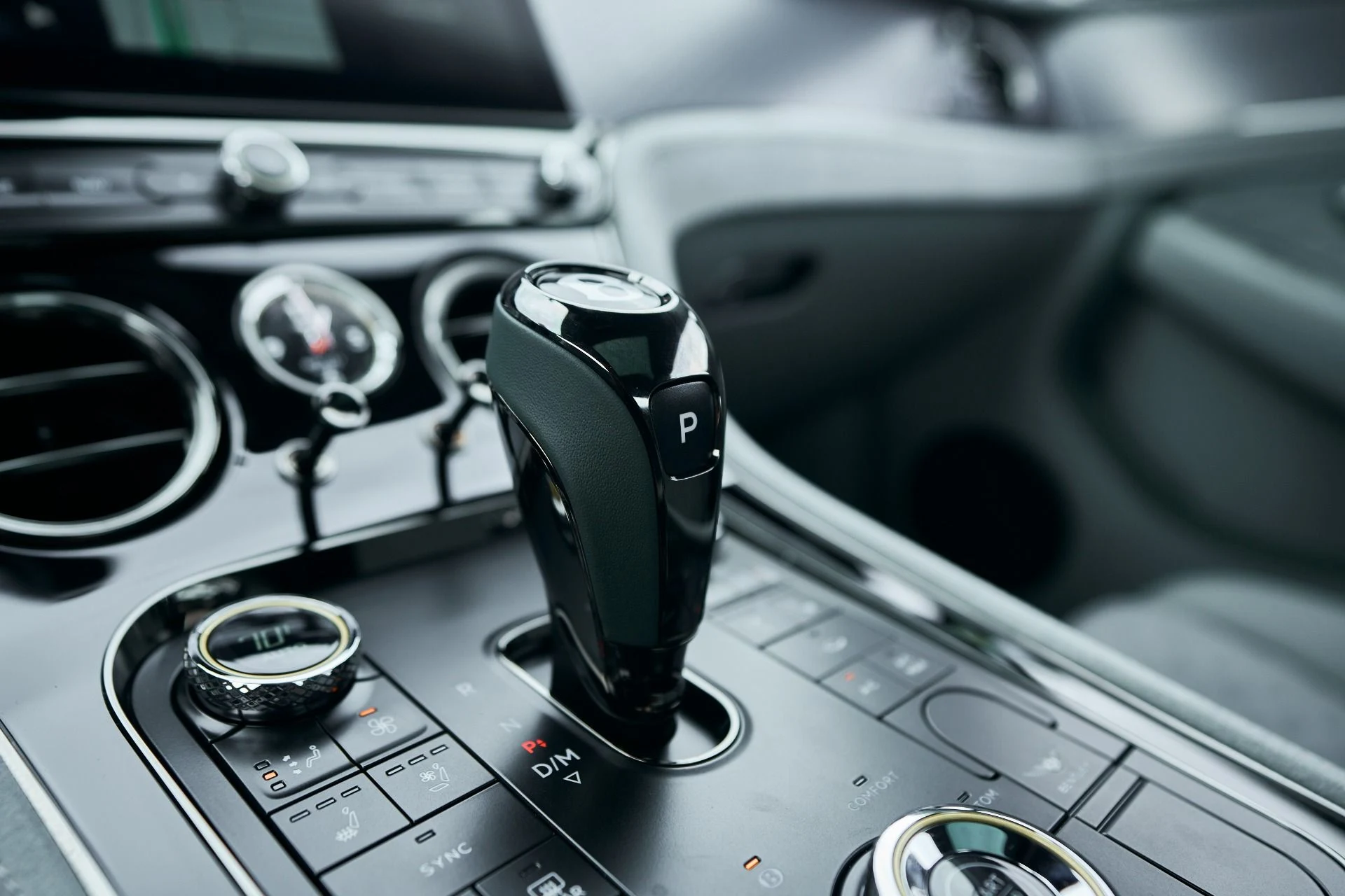 mph056_1882481012_Used_2025_Bentley_Continental_GT_Speed_1763168675_3c60e10cb5