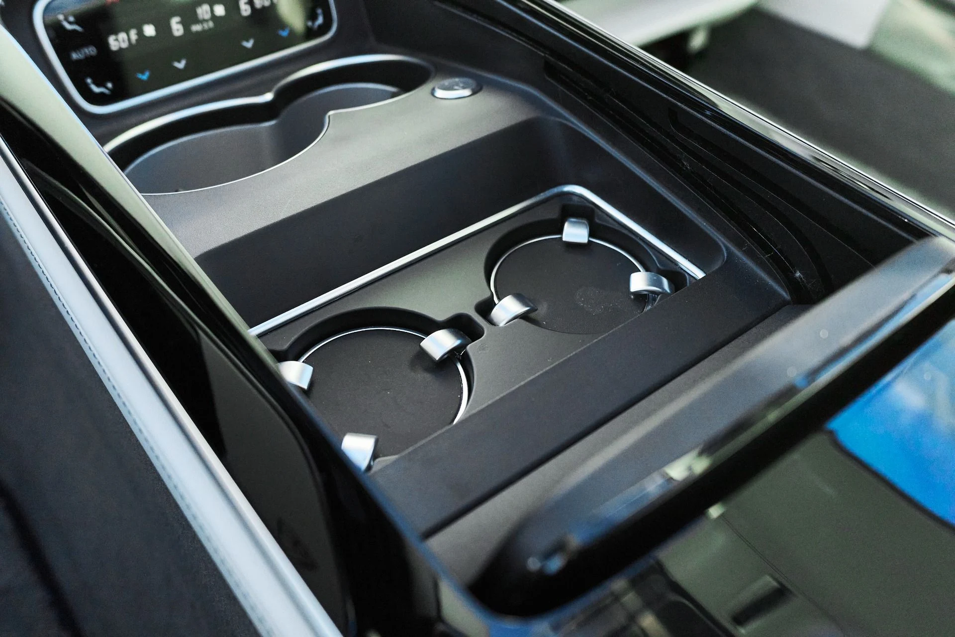 mph056_1939998564_Used_2024_Mercedes_Benz_S_Class_Maybach_S_680_1765936859_f7e93a5df3