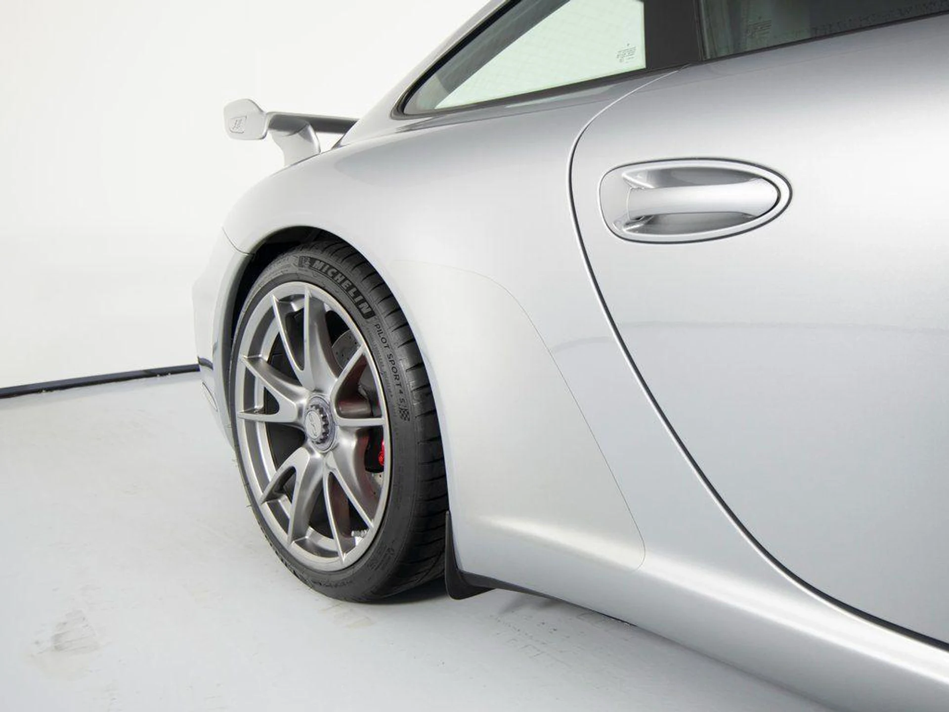 mph056_1944583724_VP_1_Yn_Zo_u_X_Ea_GQ_5_JXU_Mpvak_OM_4_134acb19f6