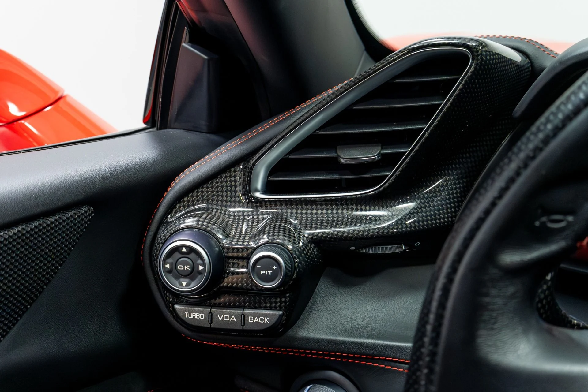 mph056_1967302780_Used_2018_Ferrari_488_GTB_1775864640_a7780f5169