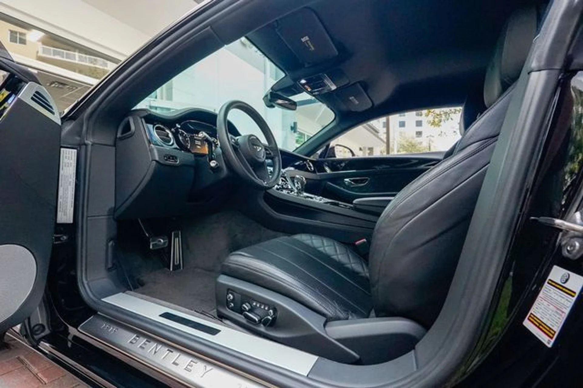 mph056_1968716476_22959392_57_499216de5f