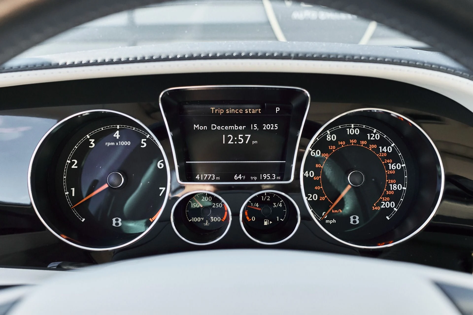 mph056_1979177254_Used_2012_Bentley_Continental_Flying_Spur_1765853850_fd64333042