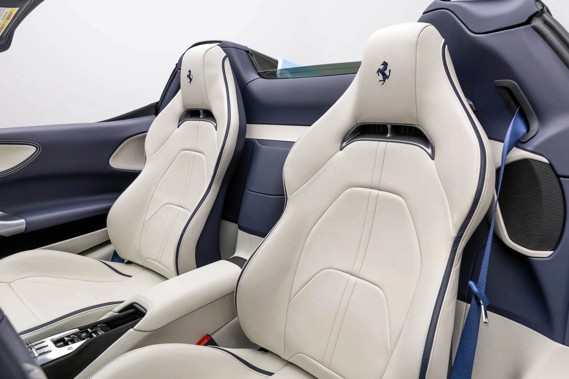 mph056_2049253064_fdbf833a6a6f41d8969d6d0a1786d341_304e5bef9b